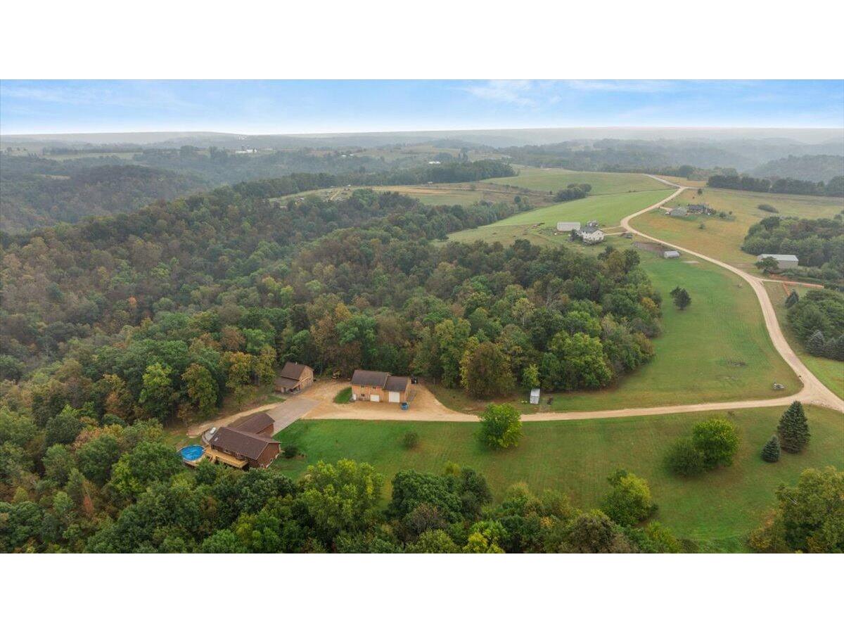 S5773 Reality Liberty WI 54664 1937217 image56