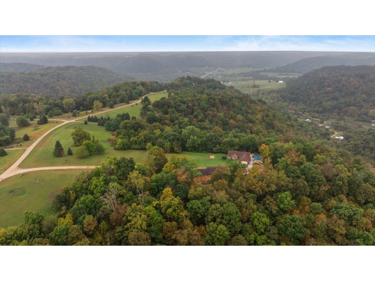 S5773 Reality Liberty WI 54664 1937217 image81