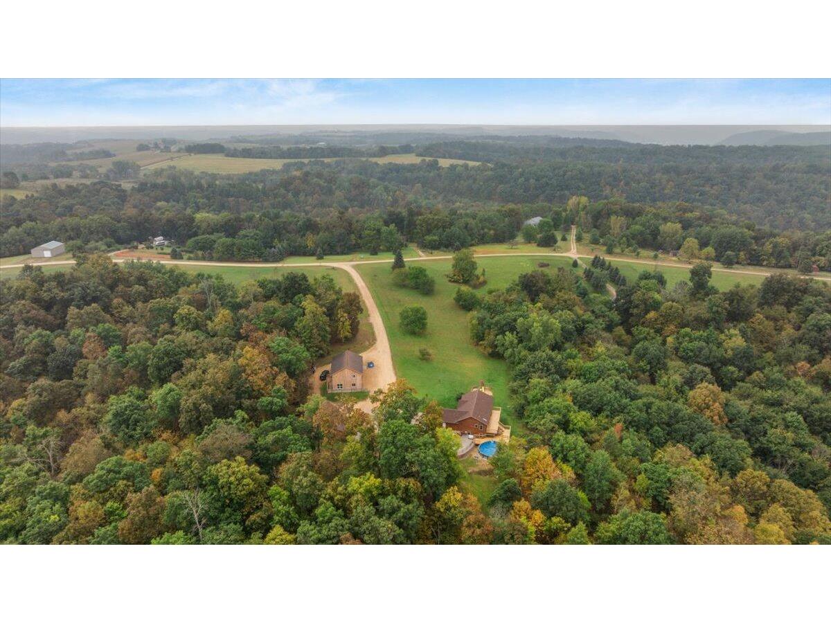 S5773 Reality Liberty WI 54664 1937217 image83