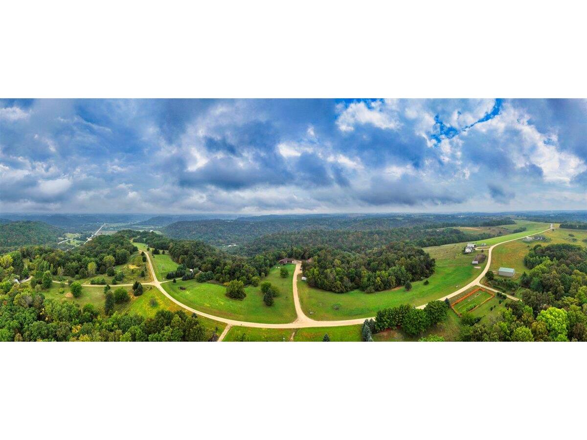 S5773 Reality Liberty WI 54664 1937217 image87