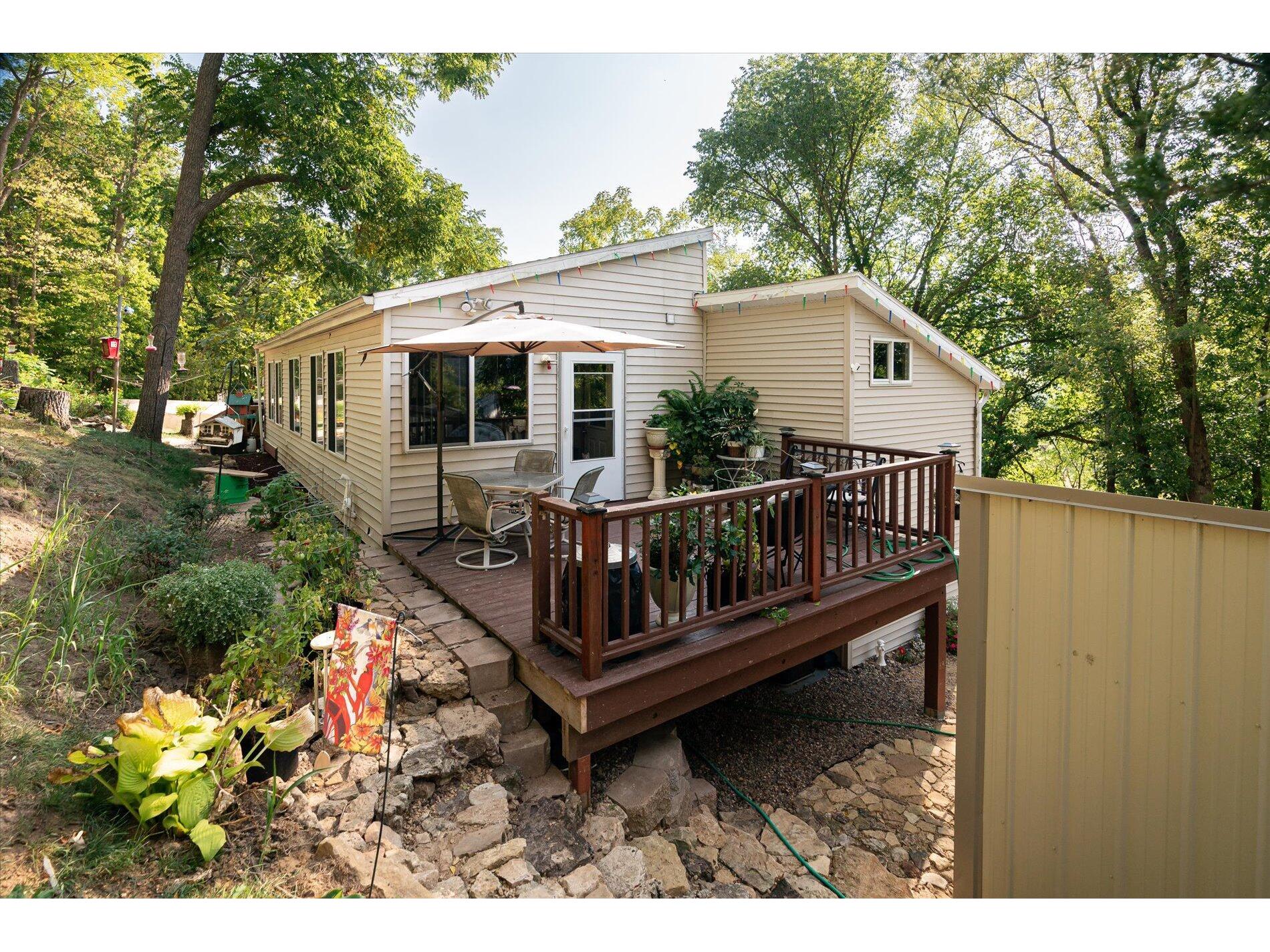 S5934A Amann, Genoa, WI, 54624 MLS 1859454 Edina Realty