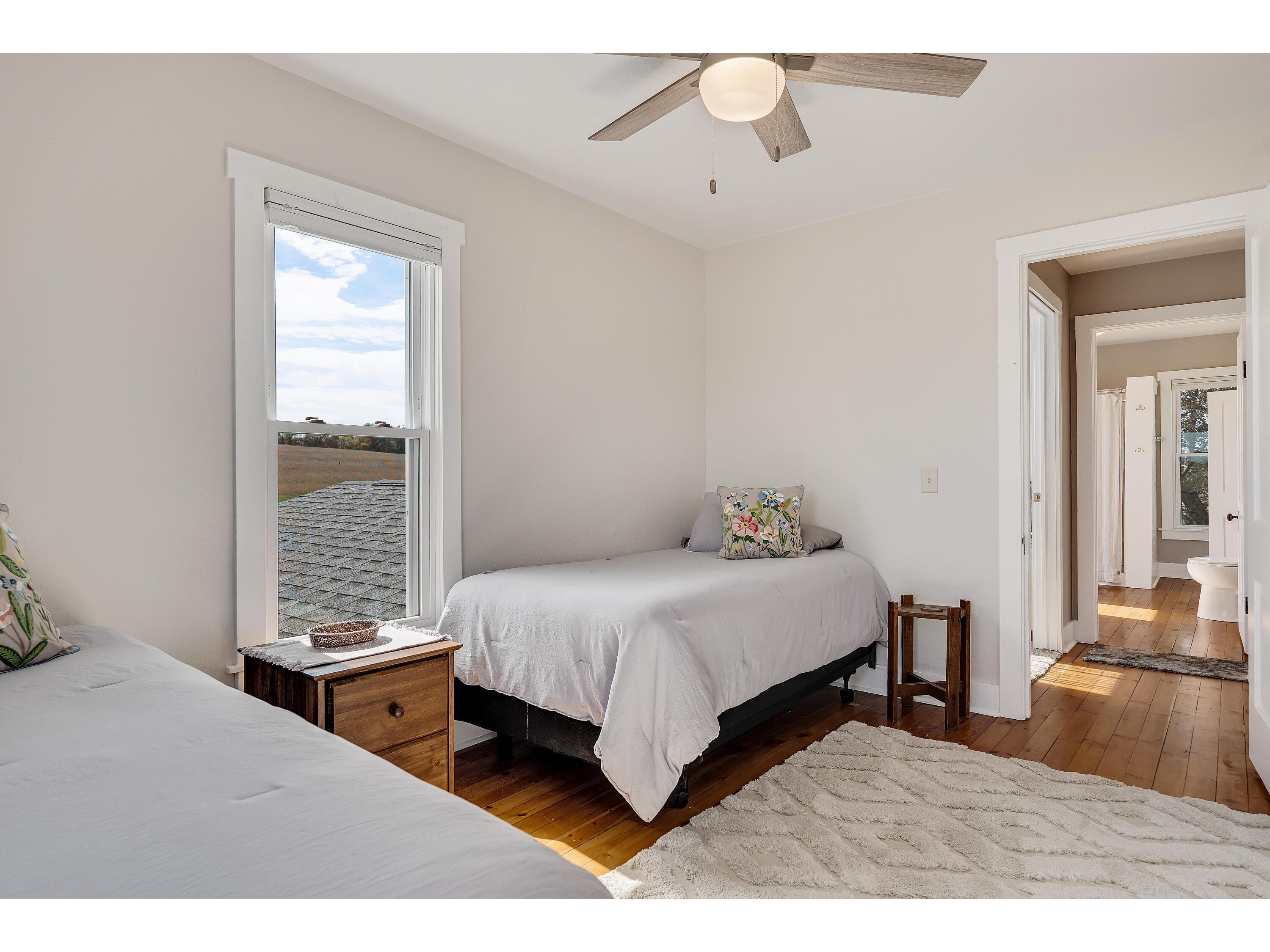 S5975 Plainview Liberty WI 54664 1953993 image38