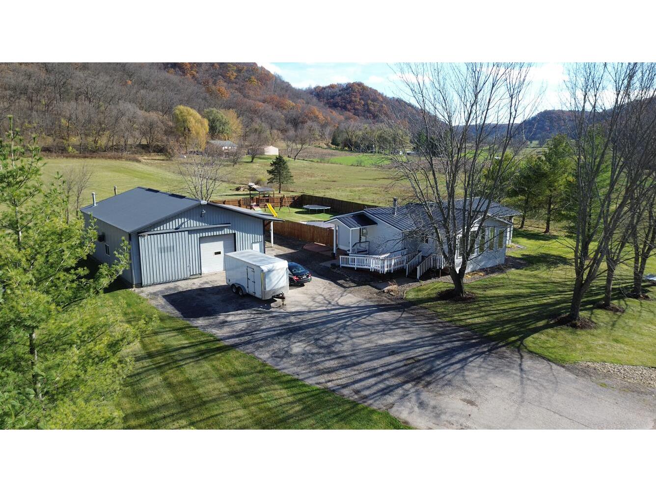 S6004 Pedretti Genoa WI 54624 1899368 image1