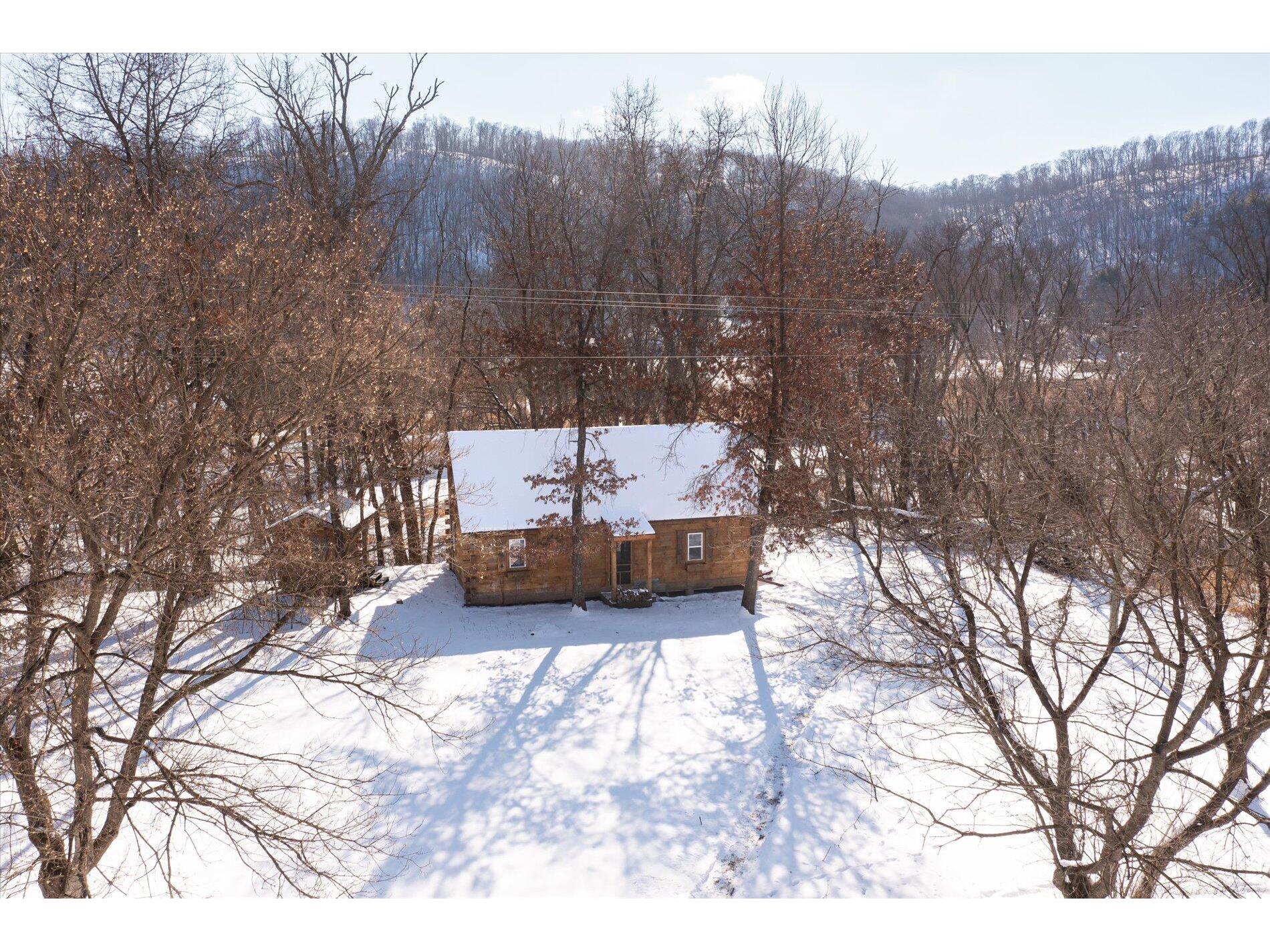 S7244 State Highway 131 Kickapoo WI 54664 1908211 image1