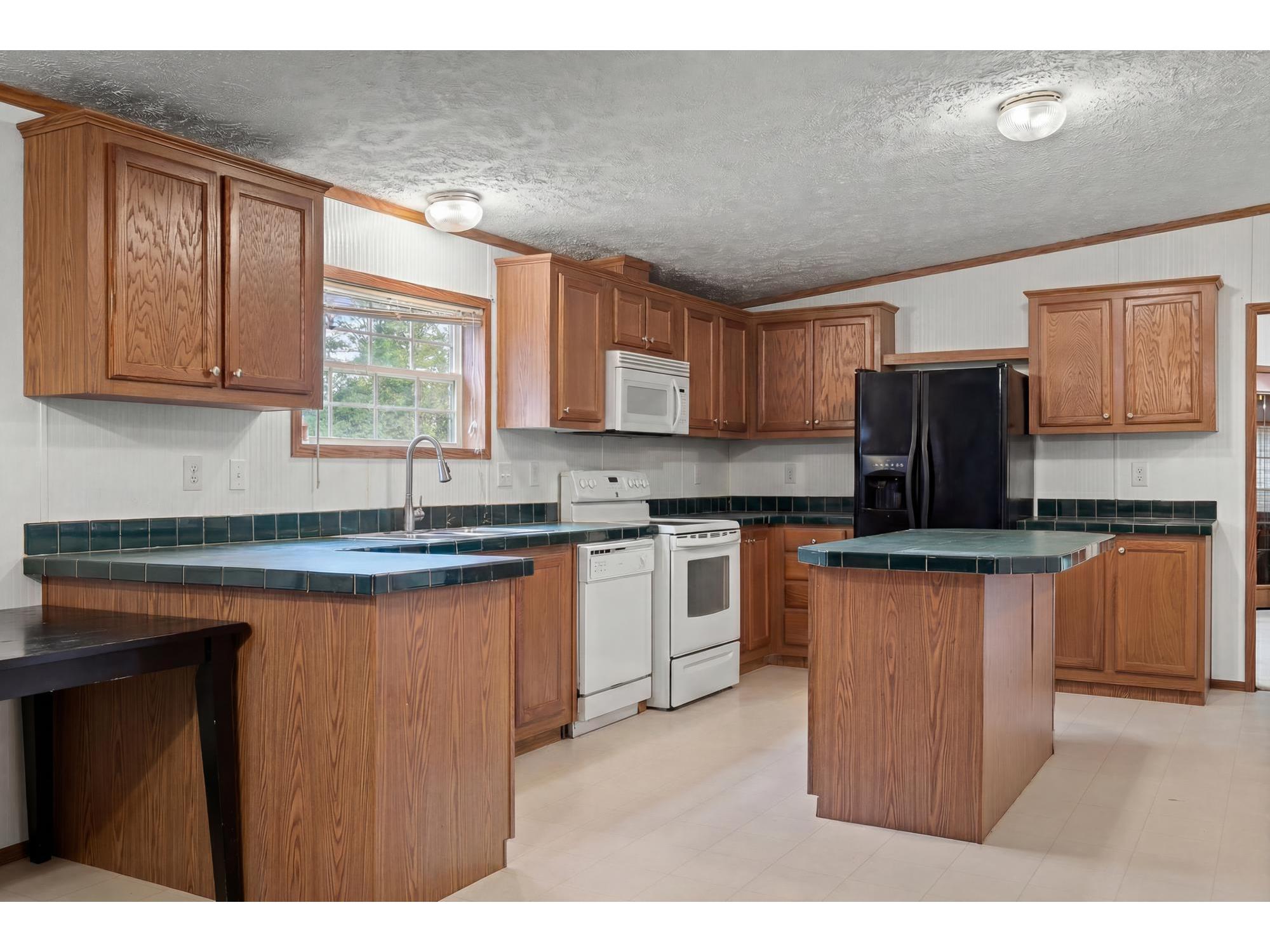 W10402 E 7th Brockway WI 54615 1970904 image5