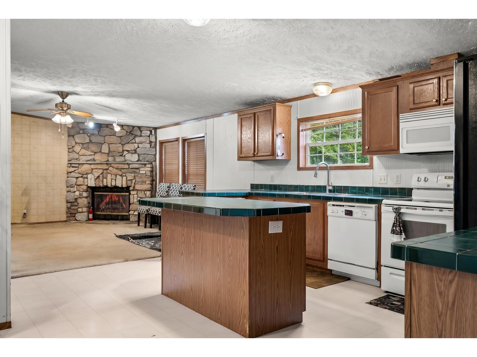 W10402 E 7th Brockway WI 54615 1970904 image6