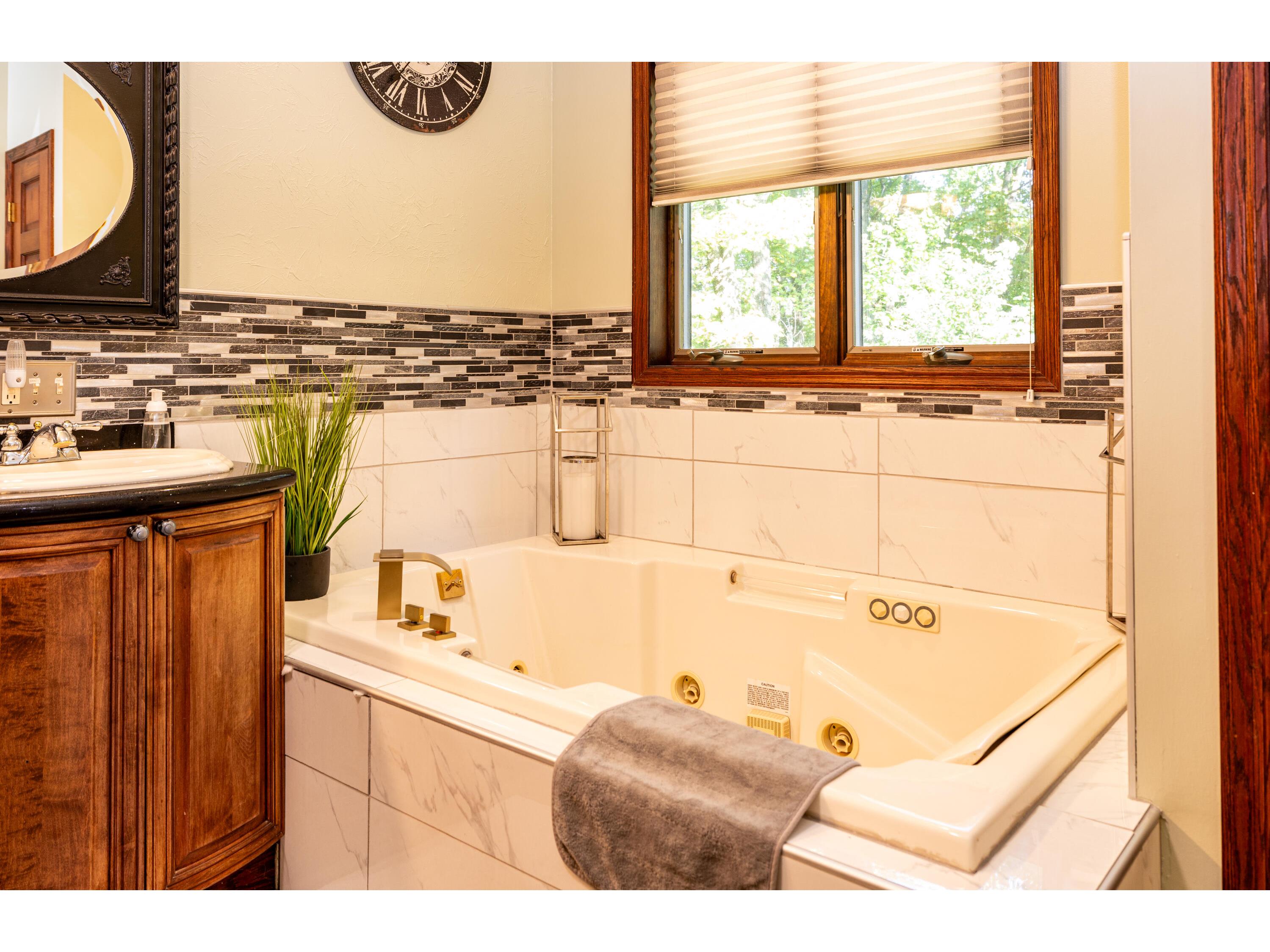 W10753 Hannon Adams WI 54615 1939244 image22