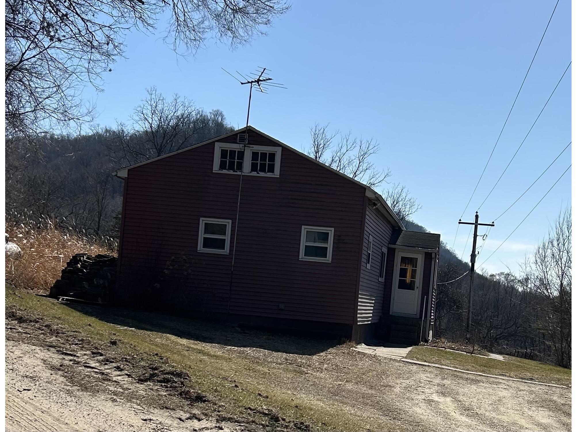 W1475 Chipmunk Ridge Bergen WI 54658 1866063 image1