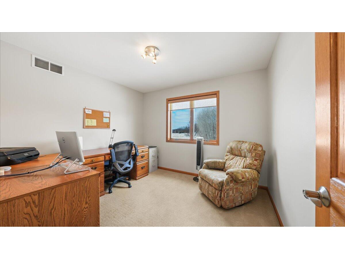 W16091 Dewey Northfield WI 54758 1952459 image18