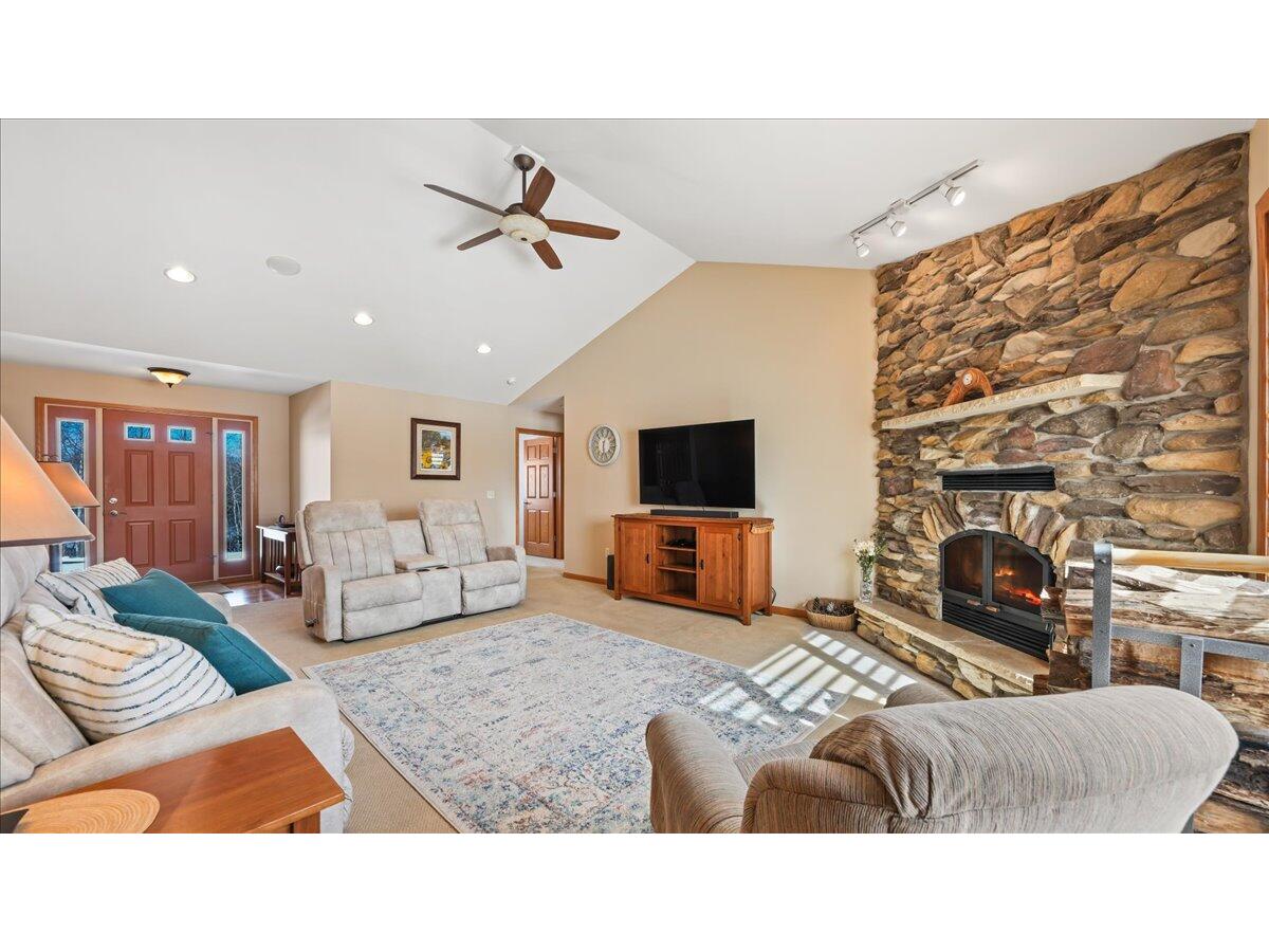 W16091 Dewey Northfield WI 54758 1952459 image7