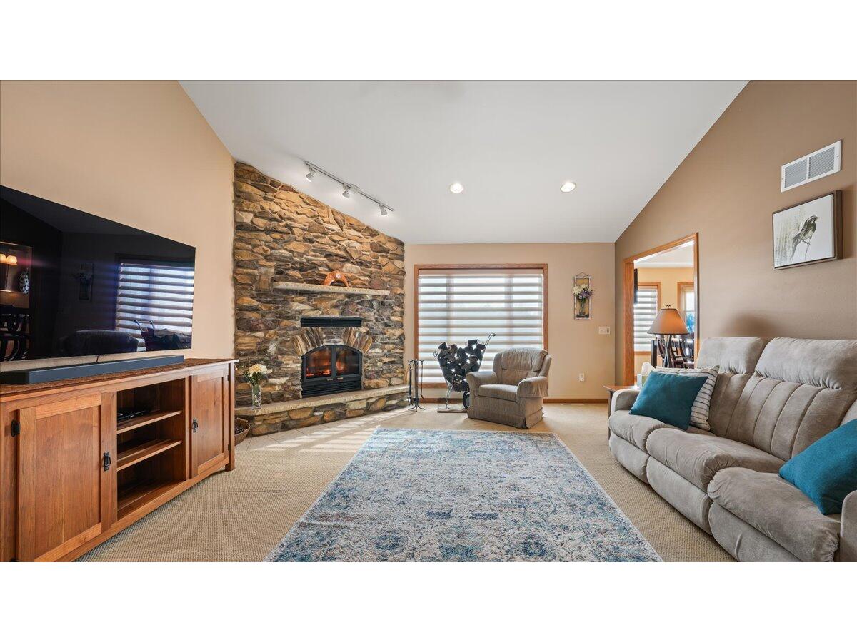 W16091 Dewey Northfield WI 54758 1952459 image9