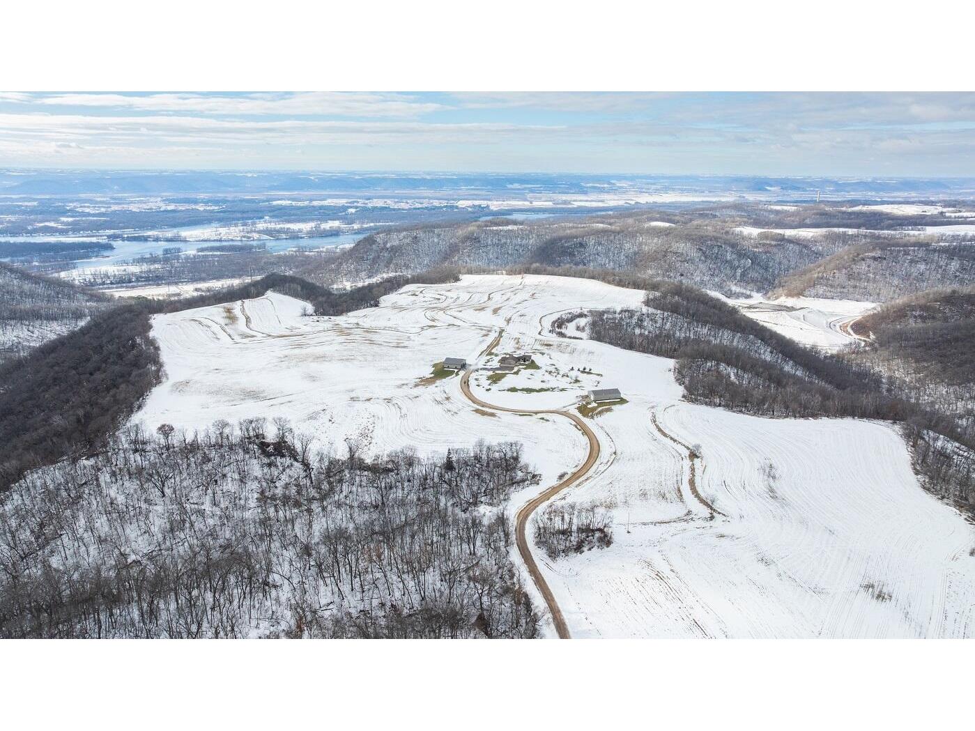 W1660 Maplewood Belvidere WI 54610 1954584 image10