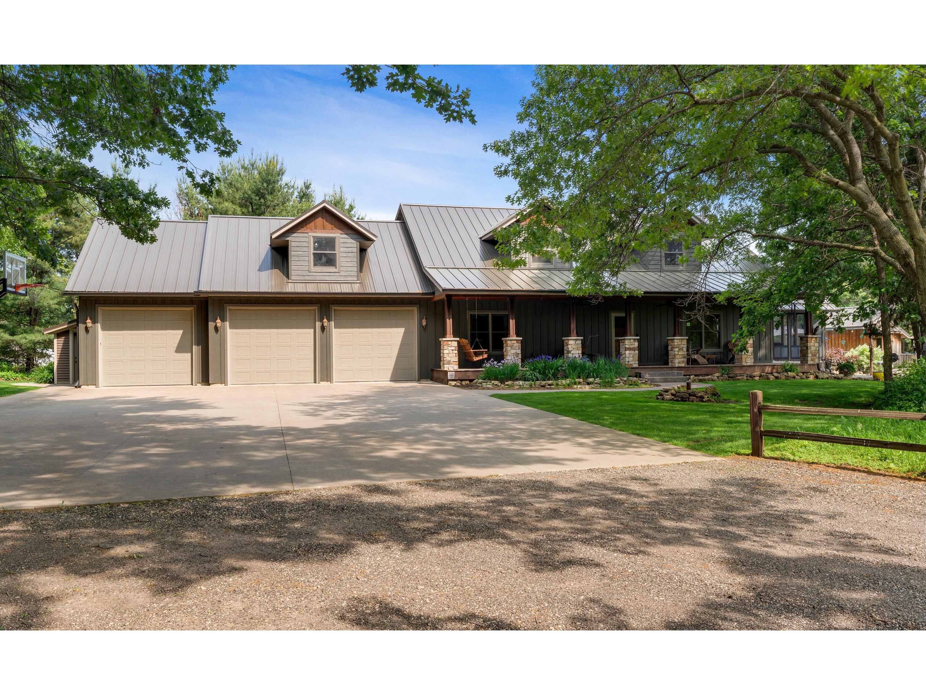 W19922 Ardes Caledonia WI 54630 1920862 image1