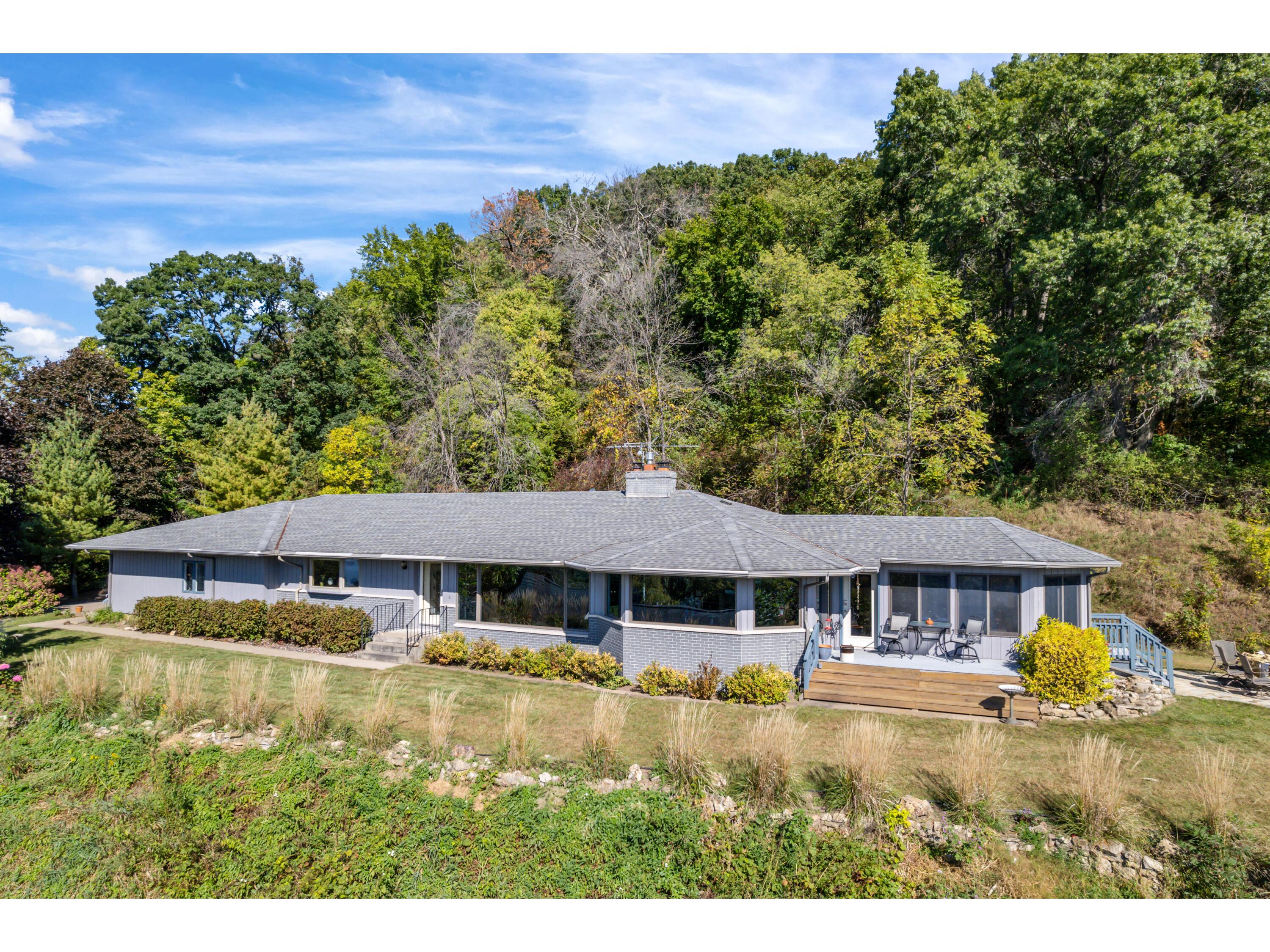 W2008 Windsong Alma WI 54610 1917991 image1