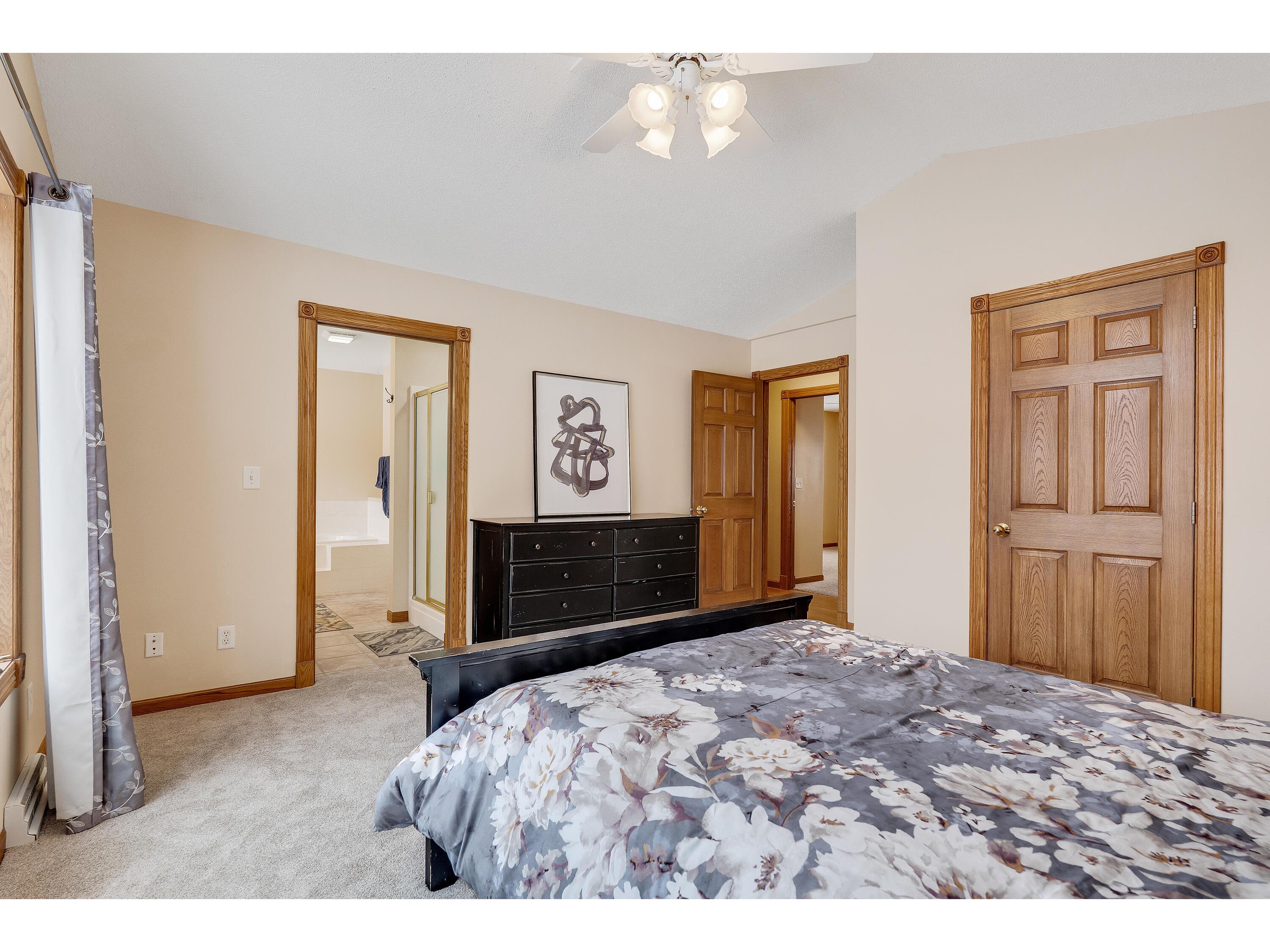 W20744 Hammer Gale WI 54630 1944793 image10