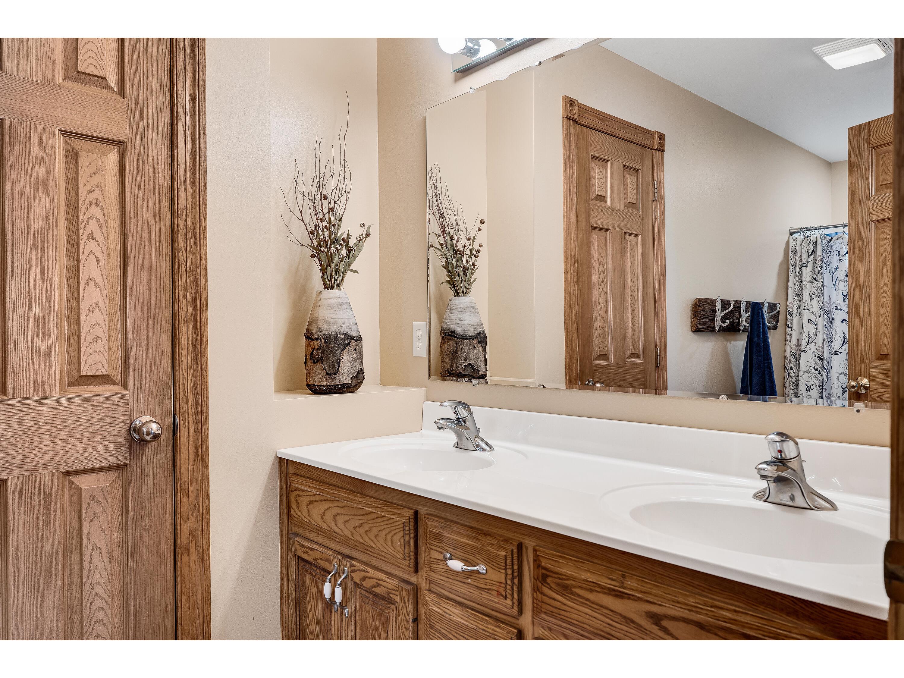 W20744 Hammer Gale WI 54630 1944793 image17