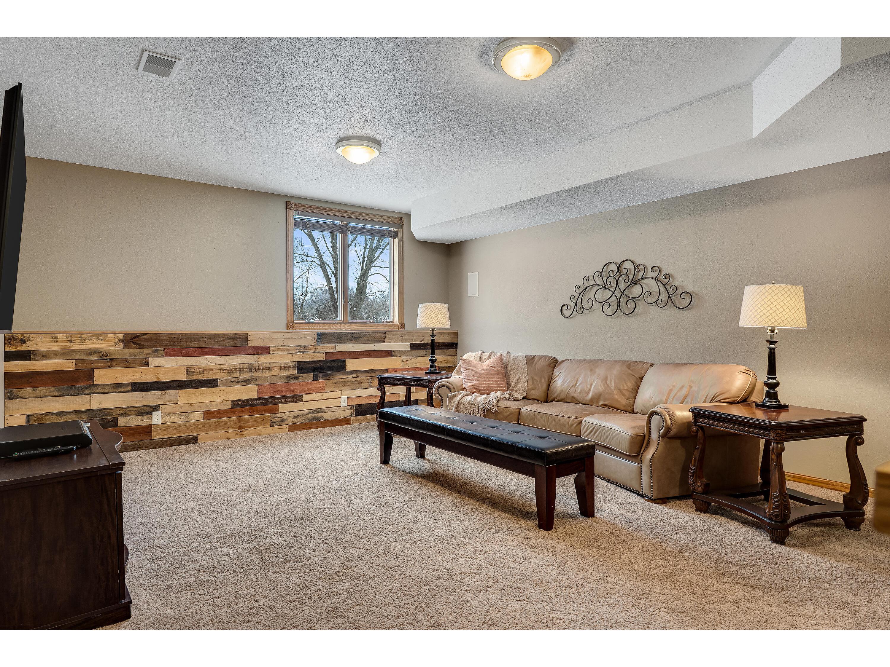 W20744 Hammer Gale WI 54630 1944793 image21