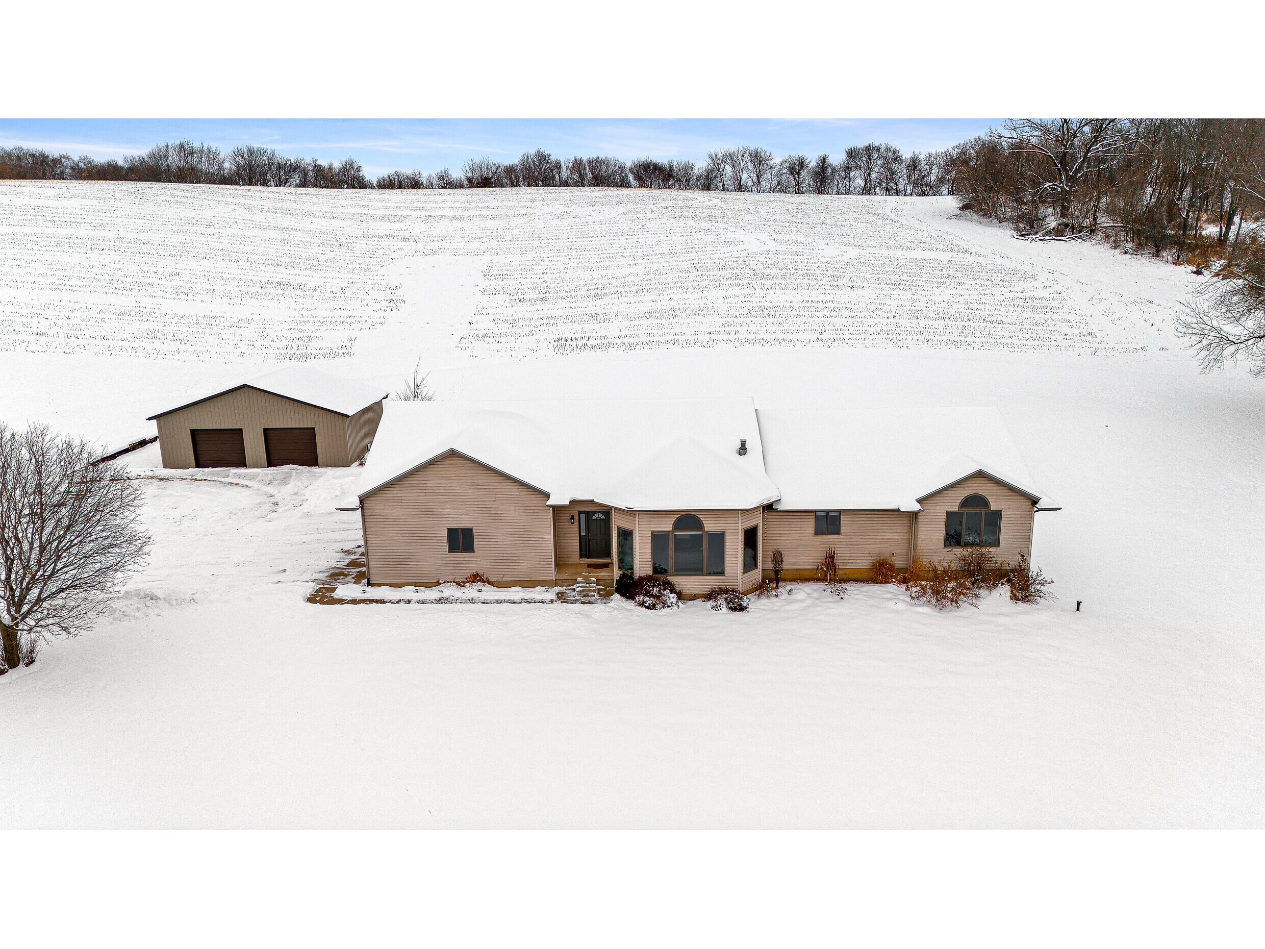 W20744 Hammer Gale WI 54630 1944793 image36