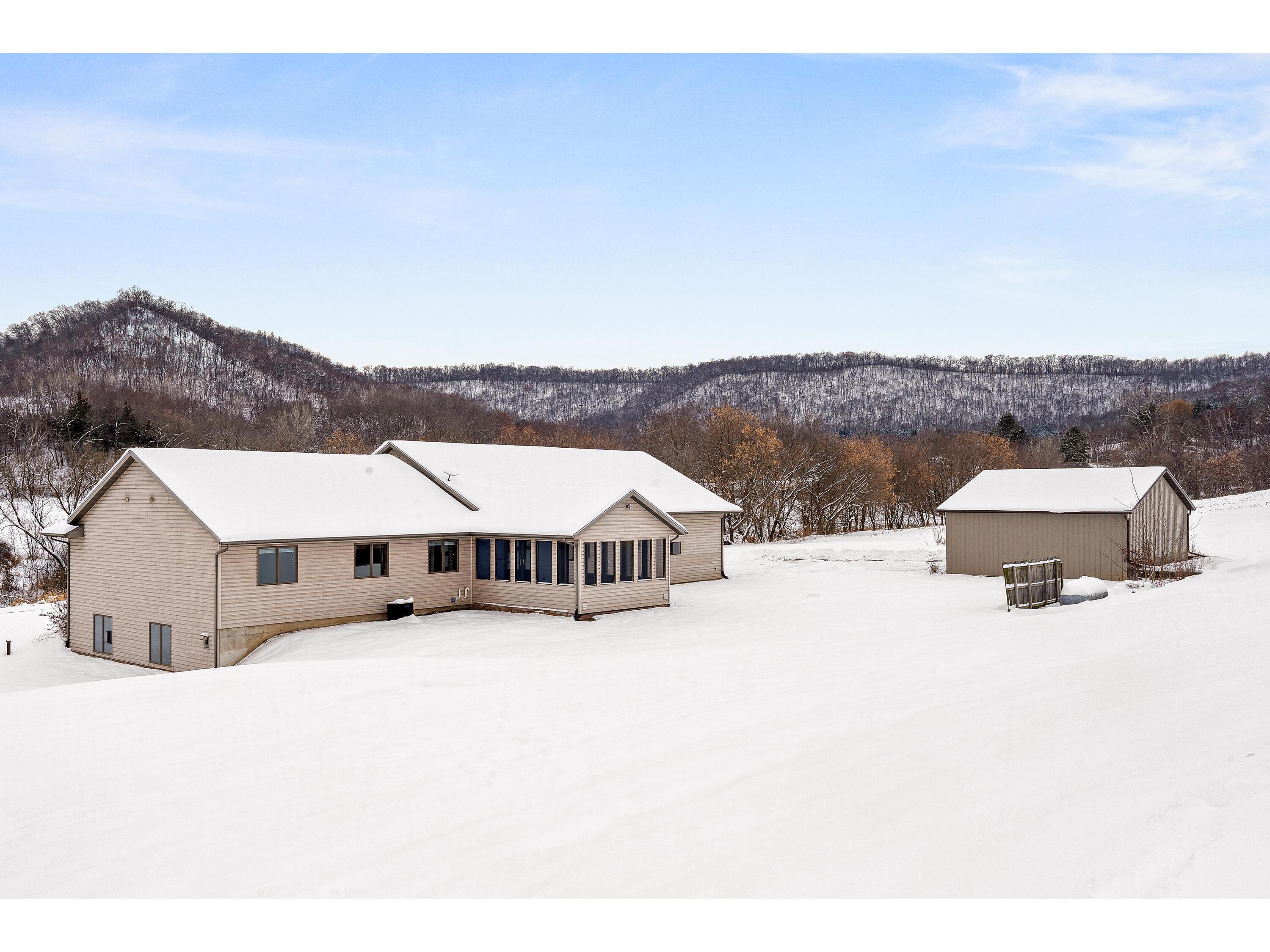 W20744 Hammer Gale WI 54630 1944793 image54