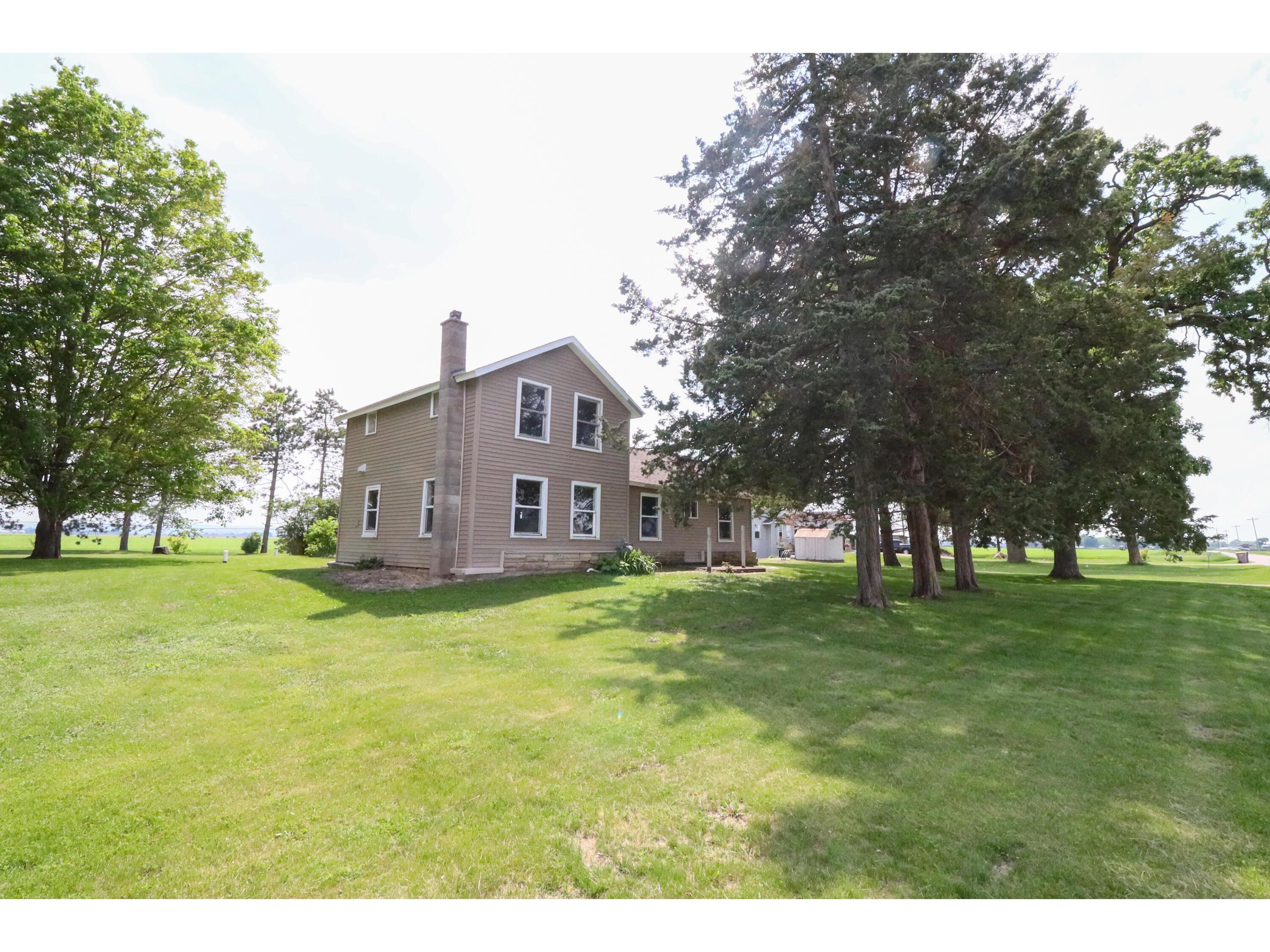 W21081 Cox Caledonia WI 54630 1921434 image1