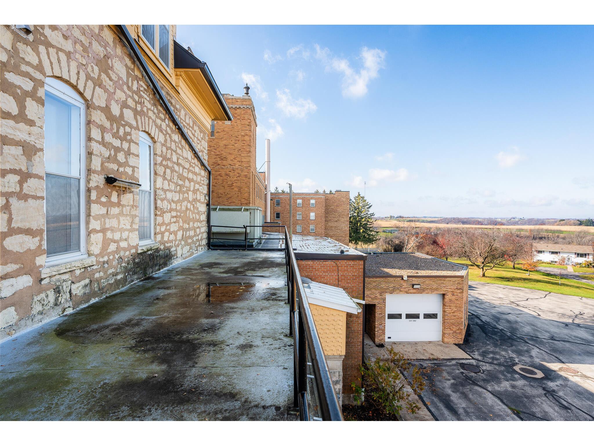 W2658 State Road 33 Greenfield WI 54601 1902543 image18