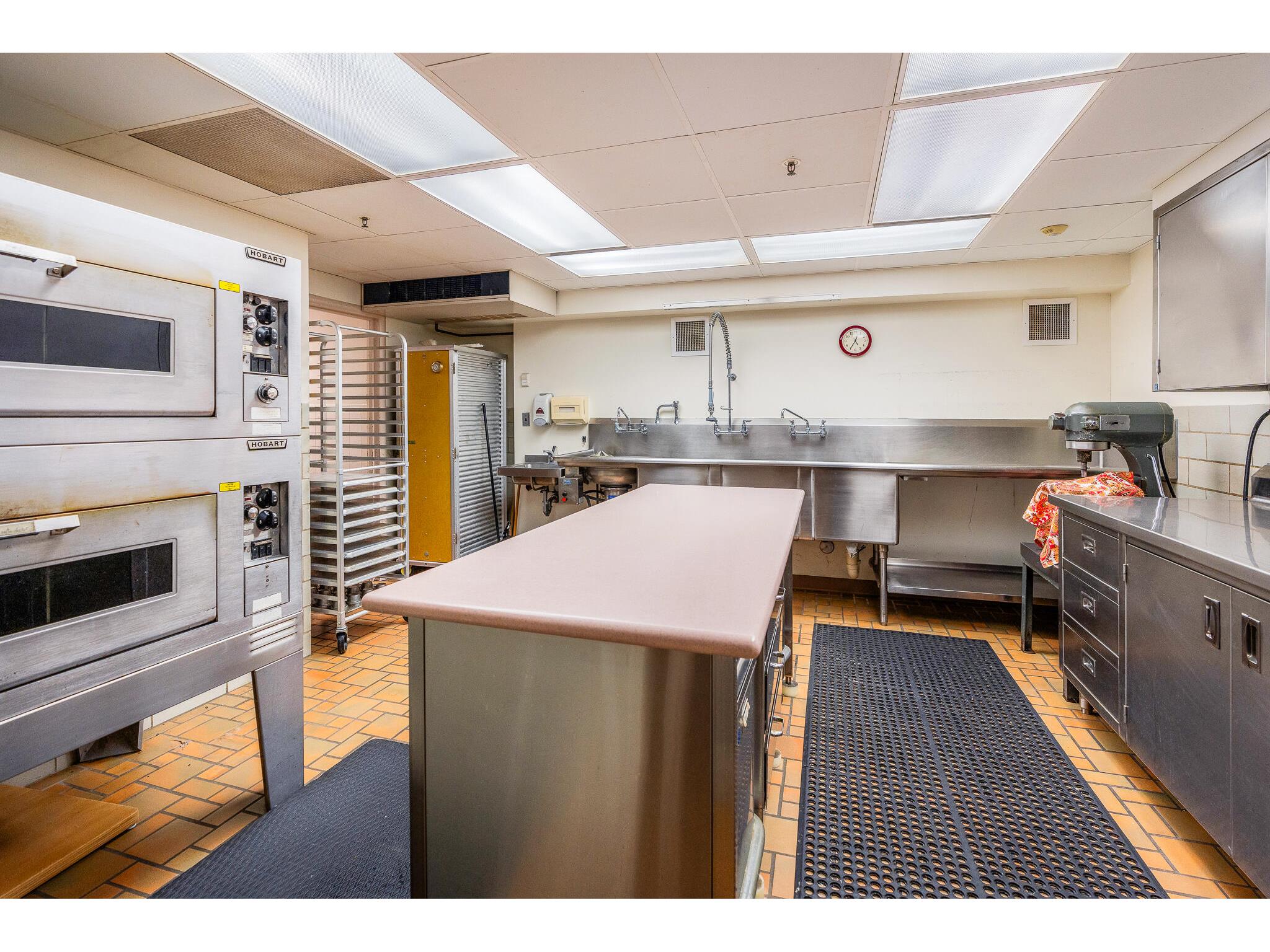 W2658 State Road 33 Greenfield WI 54601 1902543 image30