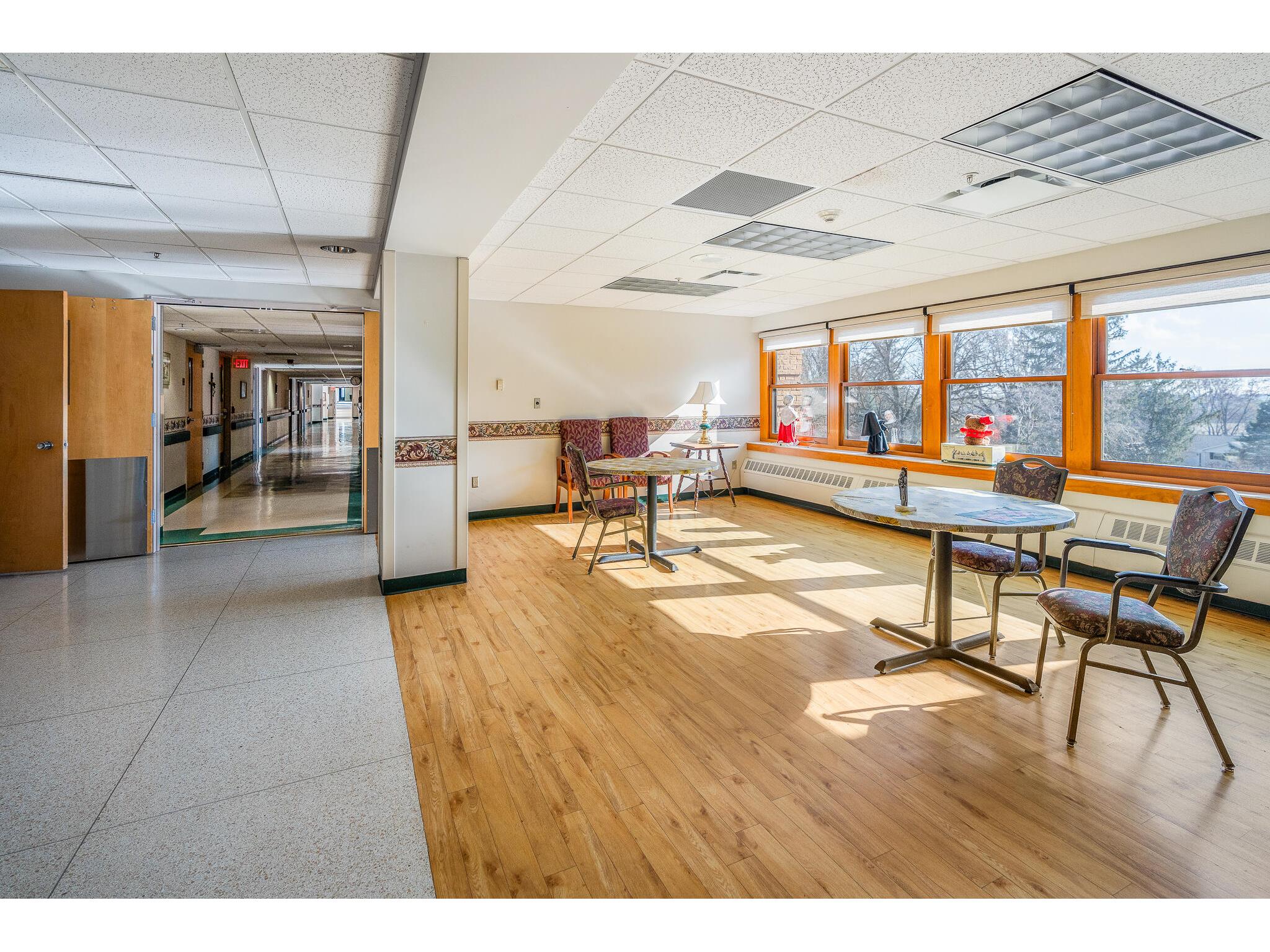 W2658 State Road 33 Greenfield WI 54601 1902543 image49