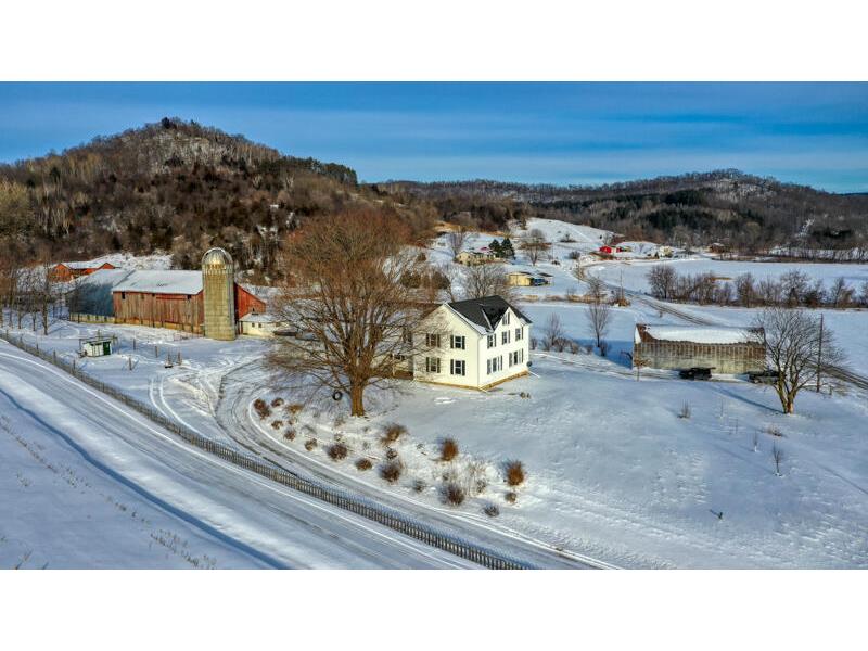 W3058 Russlan Coulee Rd, Barre, WI, 54601 MLS 1781396 Edina Realty