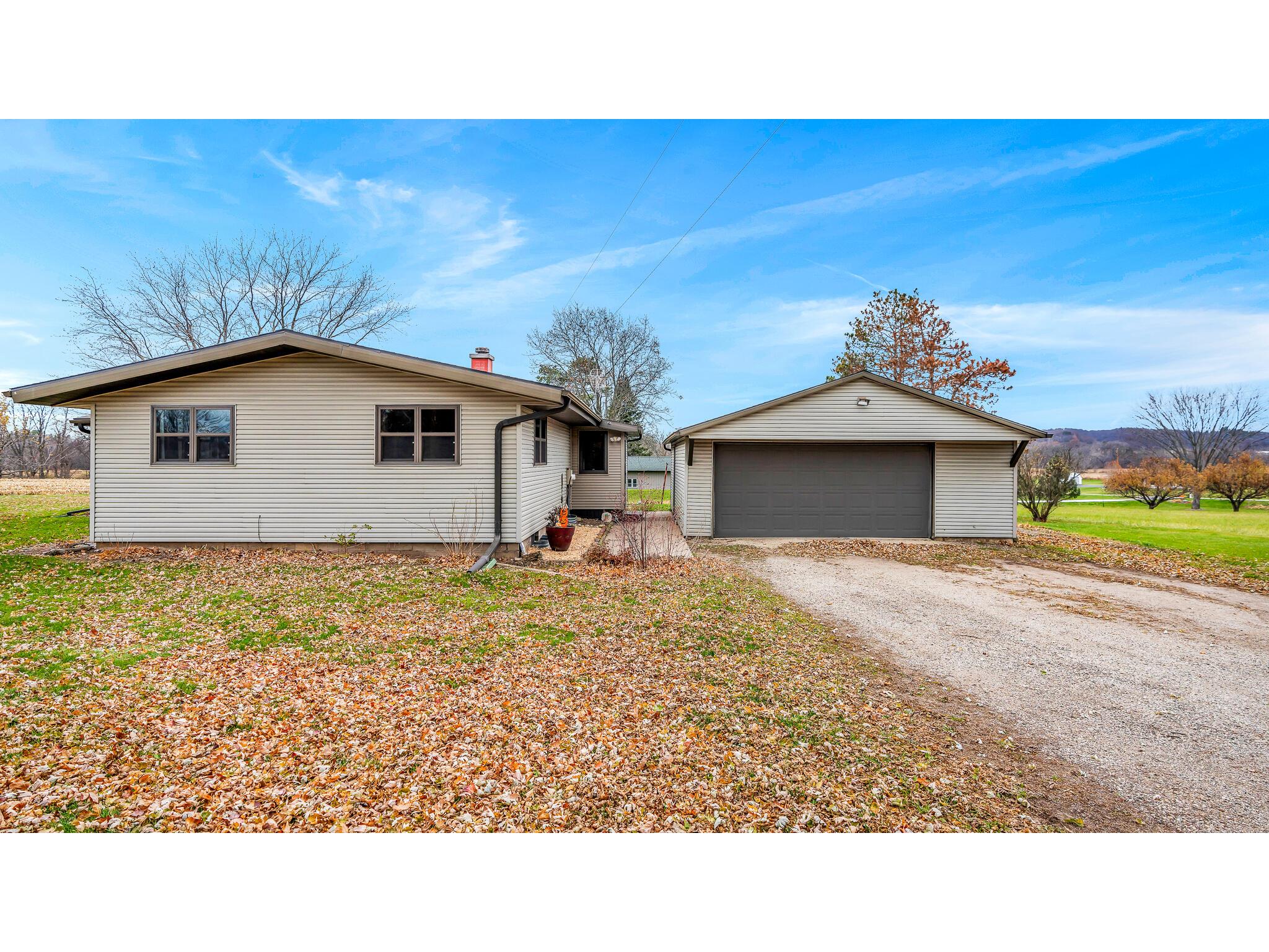 W3143 Hoff Hamilton WI 54669 1858362 image1