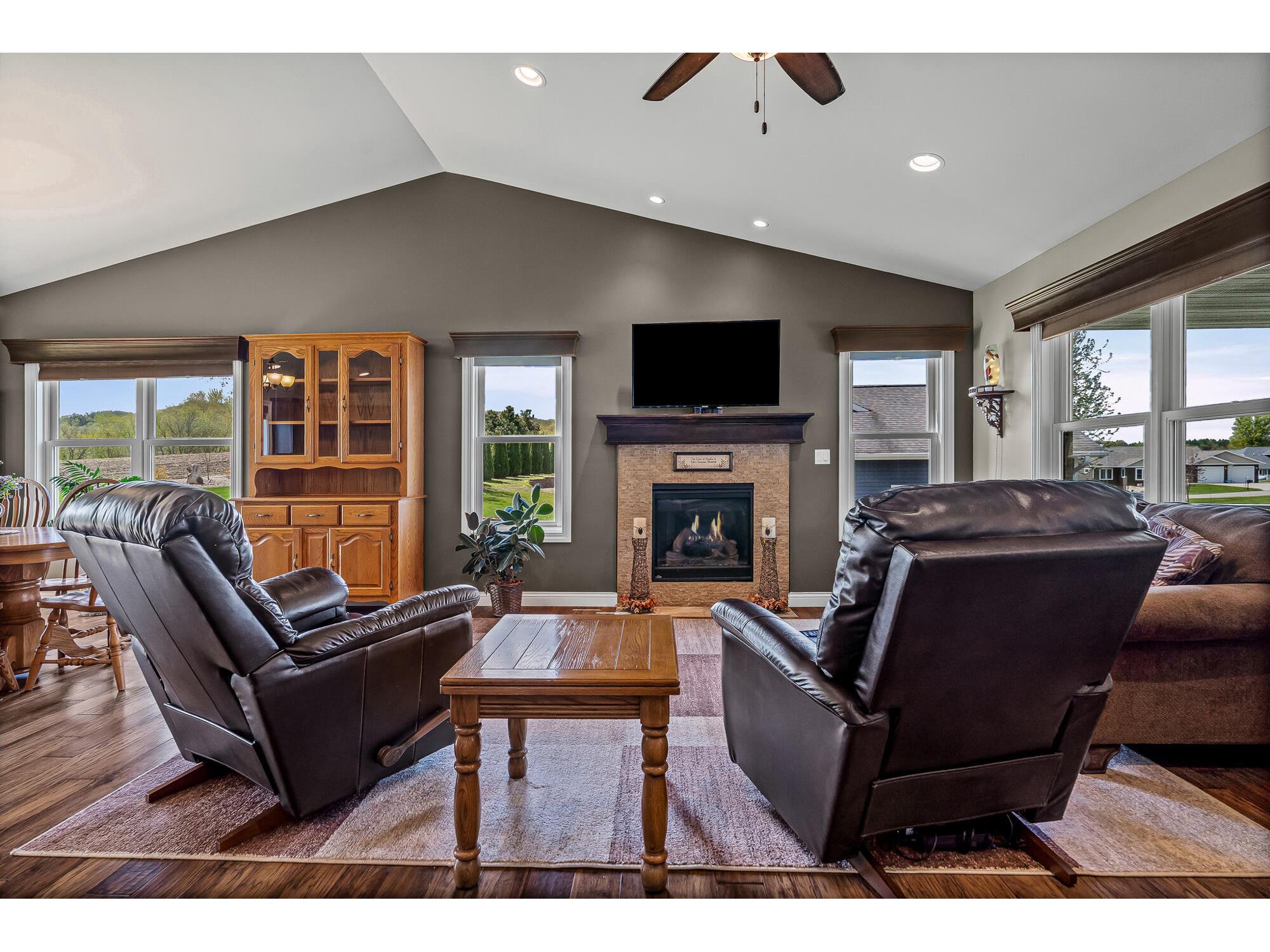 W3847 Harvey Farmington WI 54644 1960935 image7