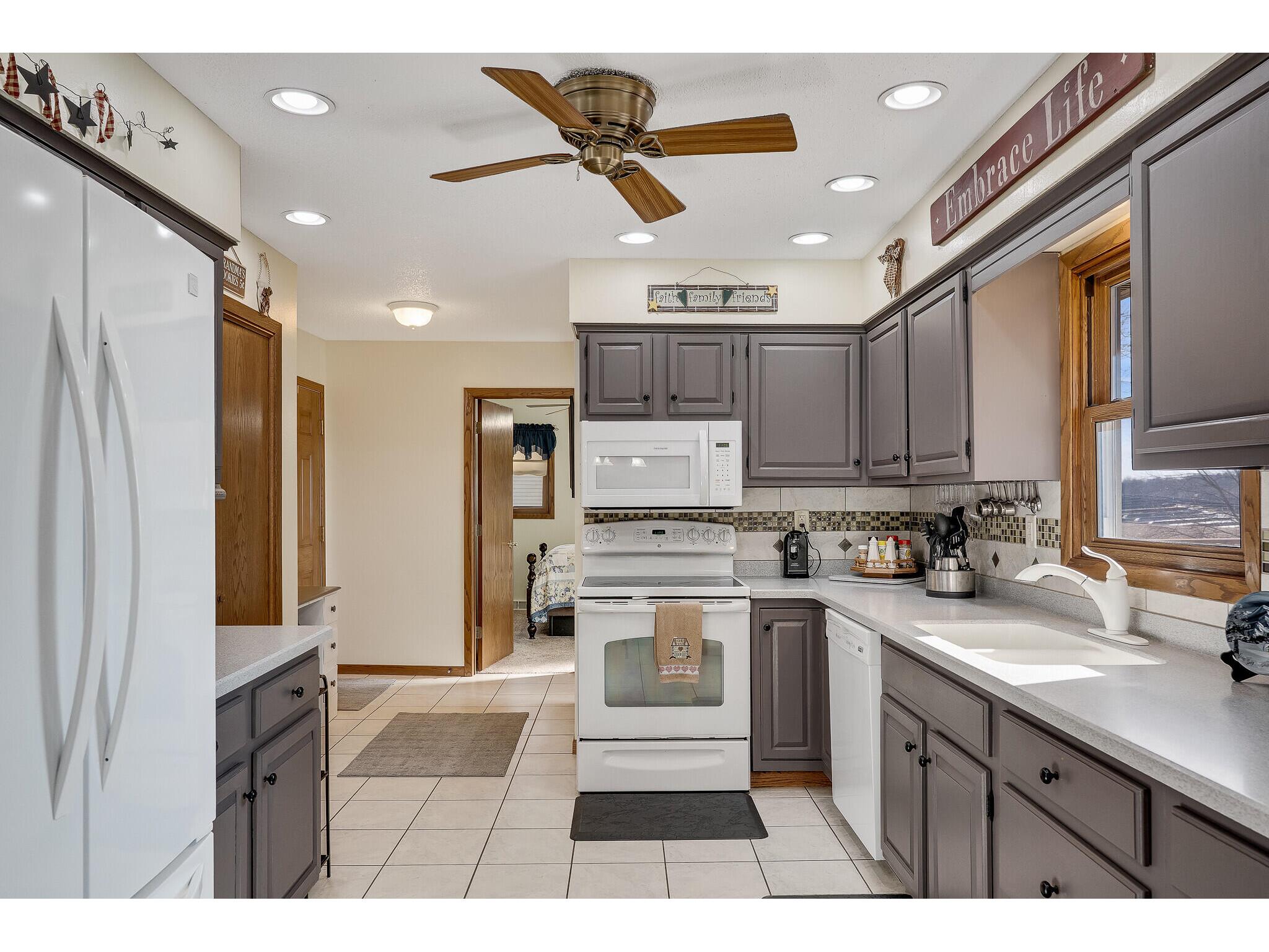 W3849 US Highway 14/61 Greenfield WI 54623 1956665 image33