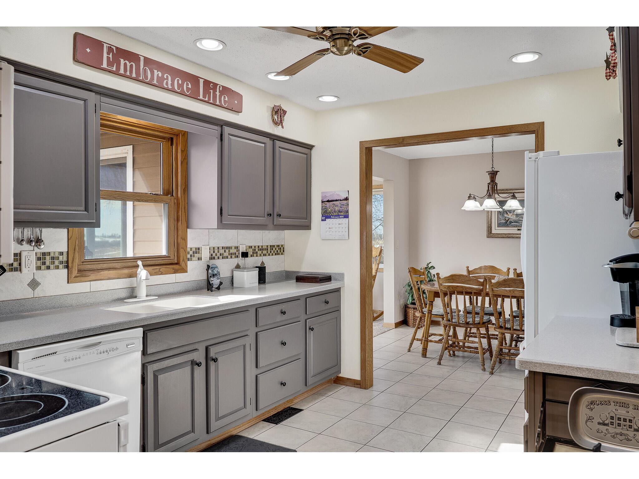 W3849 US Highway 14/61 Greenfield WI 54623 1956665 image34