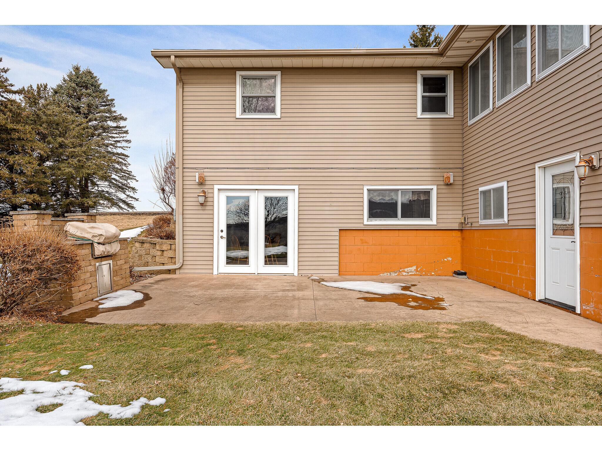 W3849 US Highway 14/61 Greenfield WI 54623 1956665 image58