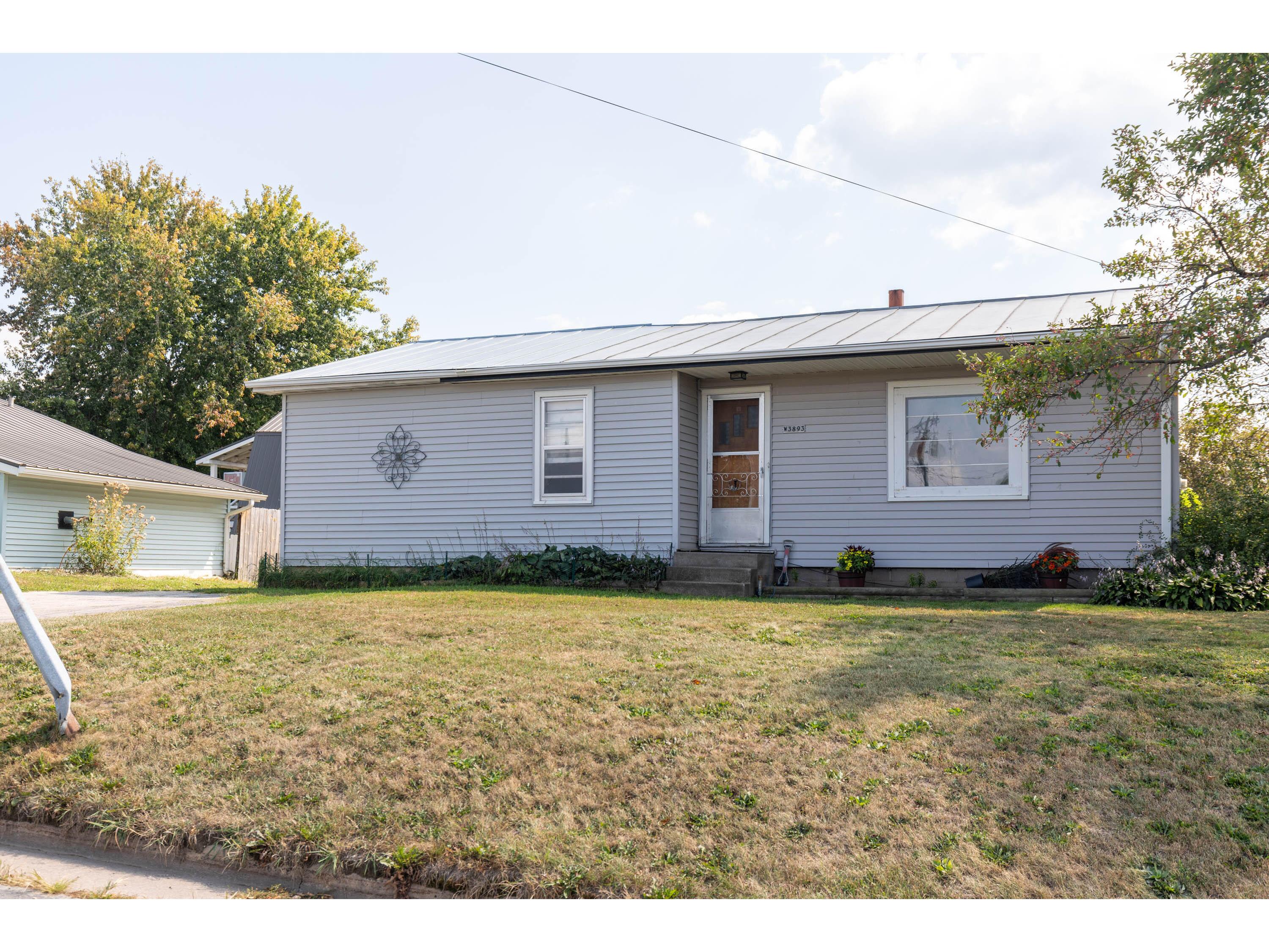 W3893 County Road DE Farmington WI 54644 1847460 image1