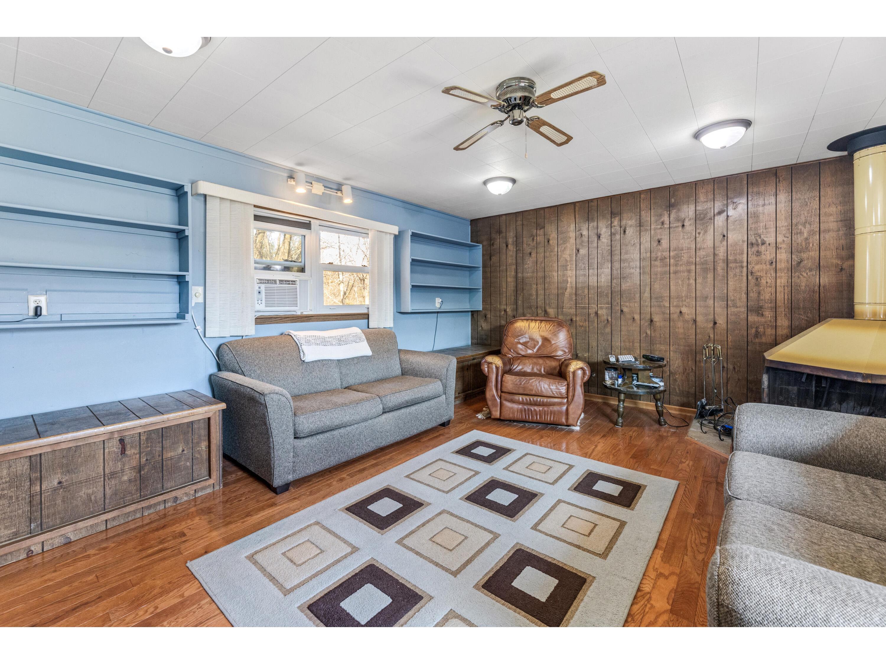 W394 Bluff Siding Buffalo WI 54629 1954647 image20