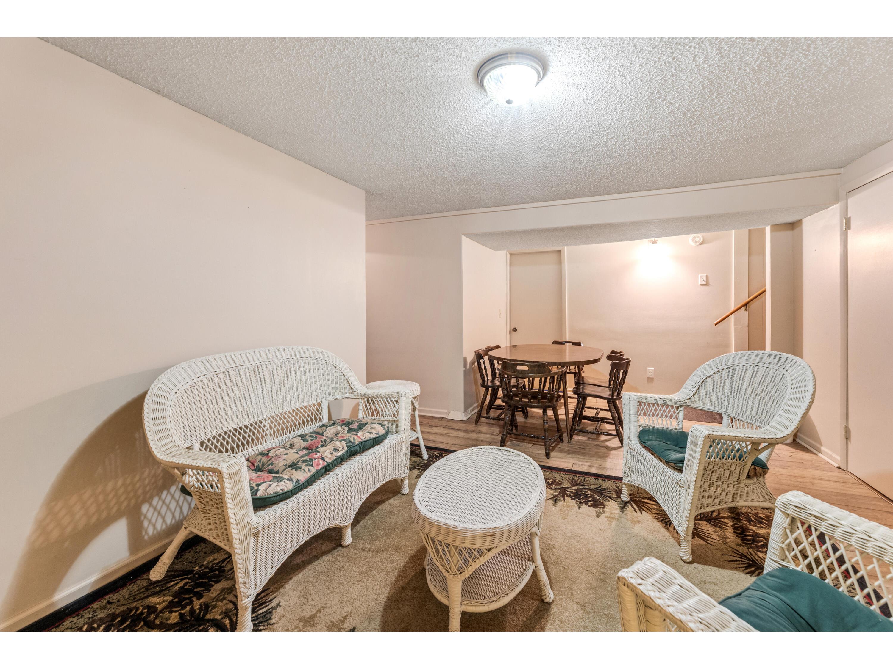 W394 Bluff Siding Buffalo WI 54629 1954647 image25