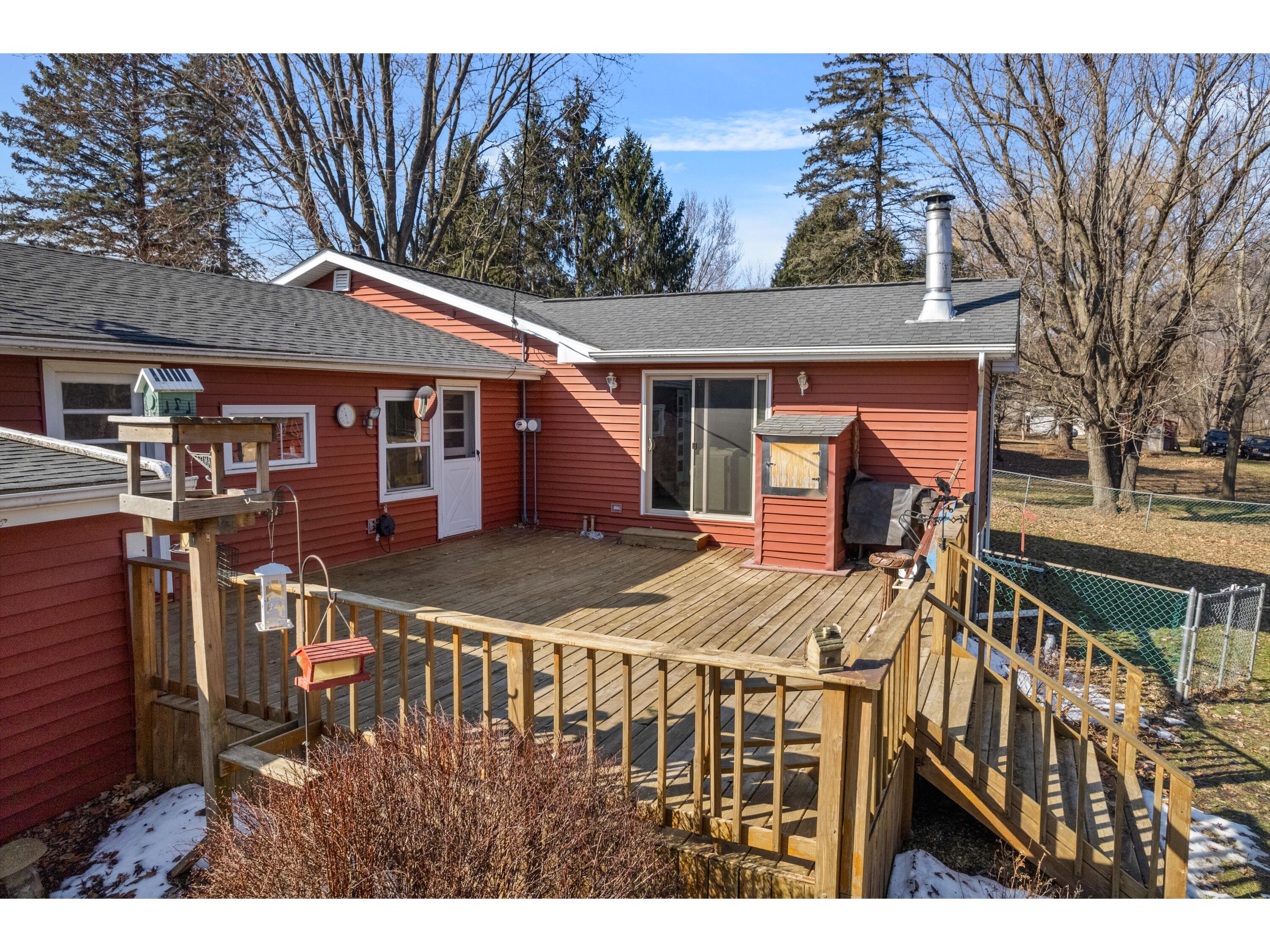 W394 Bluff Siding Buffalo WI 54629 1954647 image27