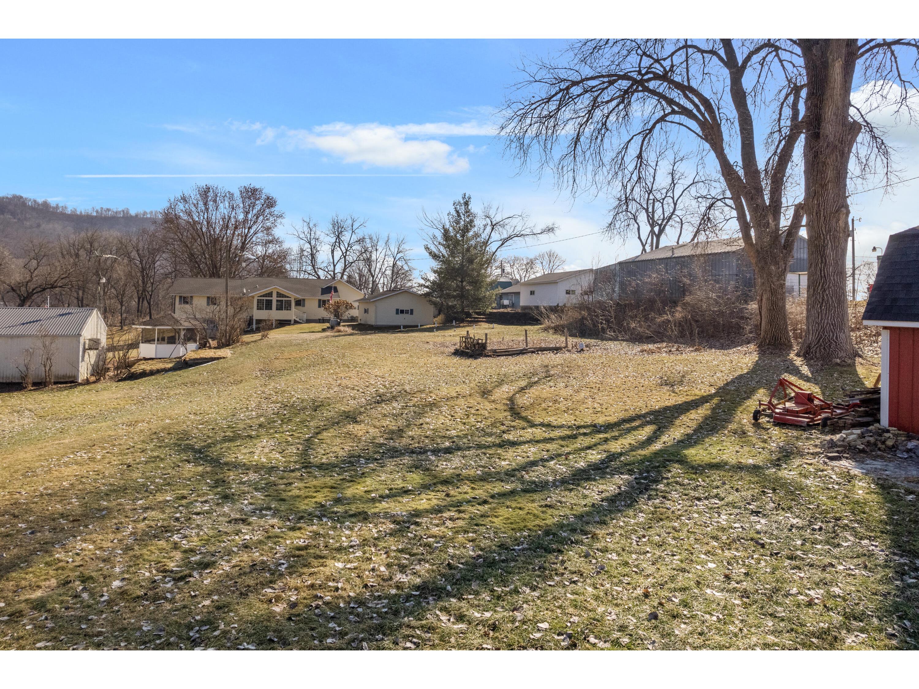 W394 Bluff Siding Buffalo WI 54629 1954647 image30