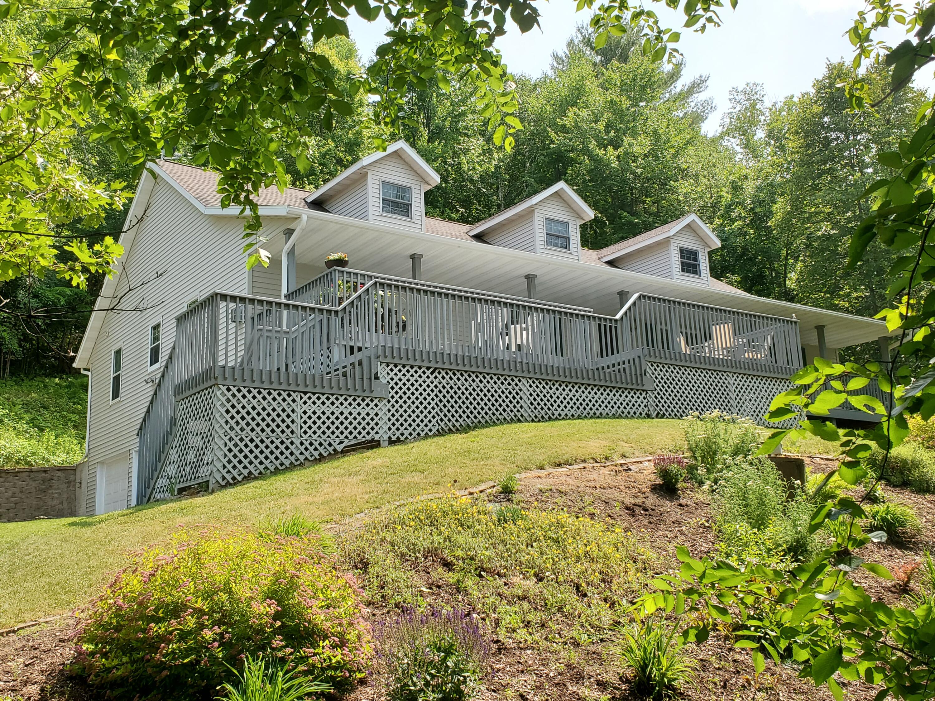 W4515 Ridgewood Shelby WI 54601 1838580 image1