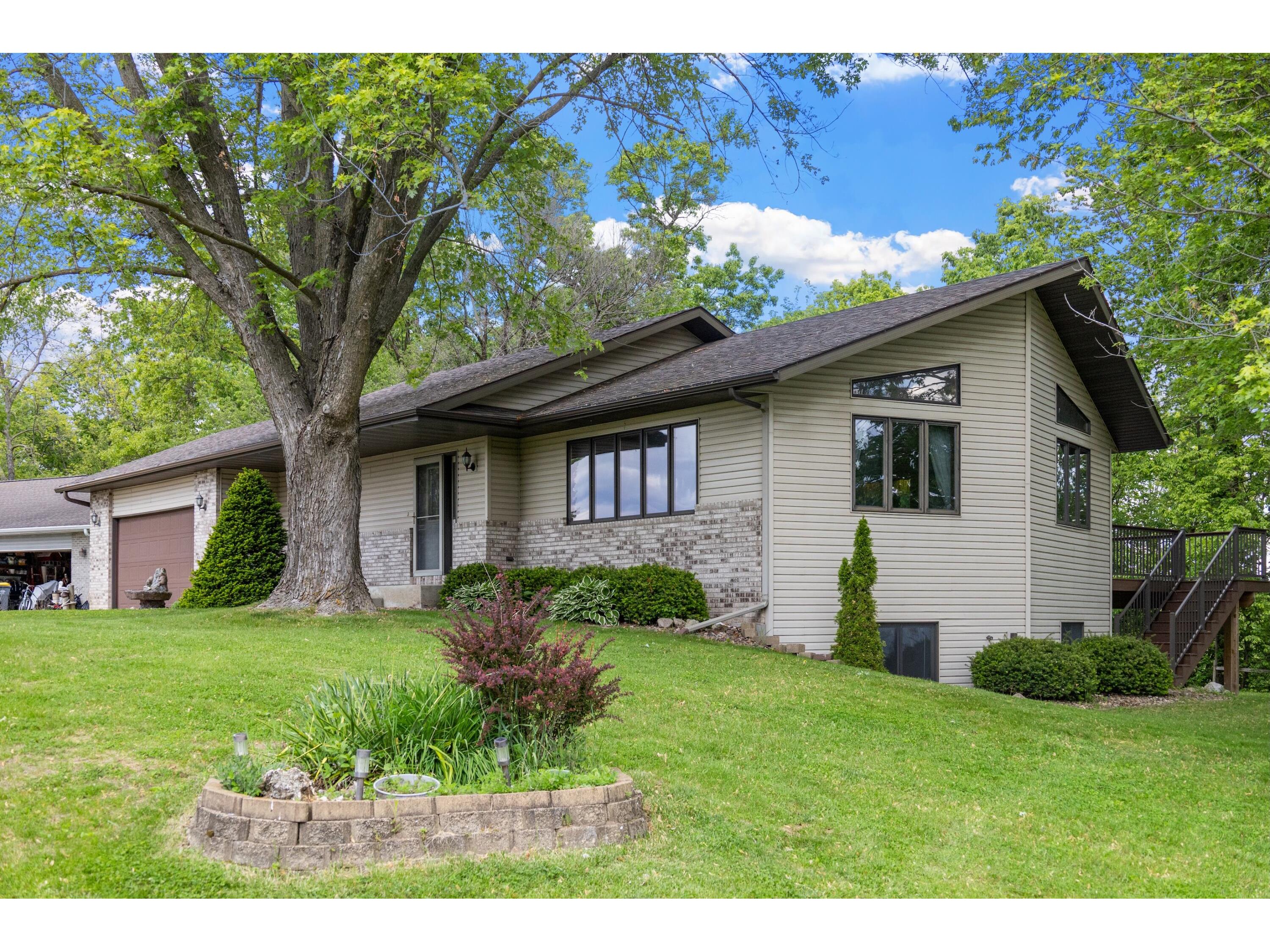 W4710 Lazy Acres Barre WI 54601 1919939 image1