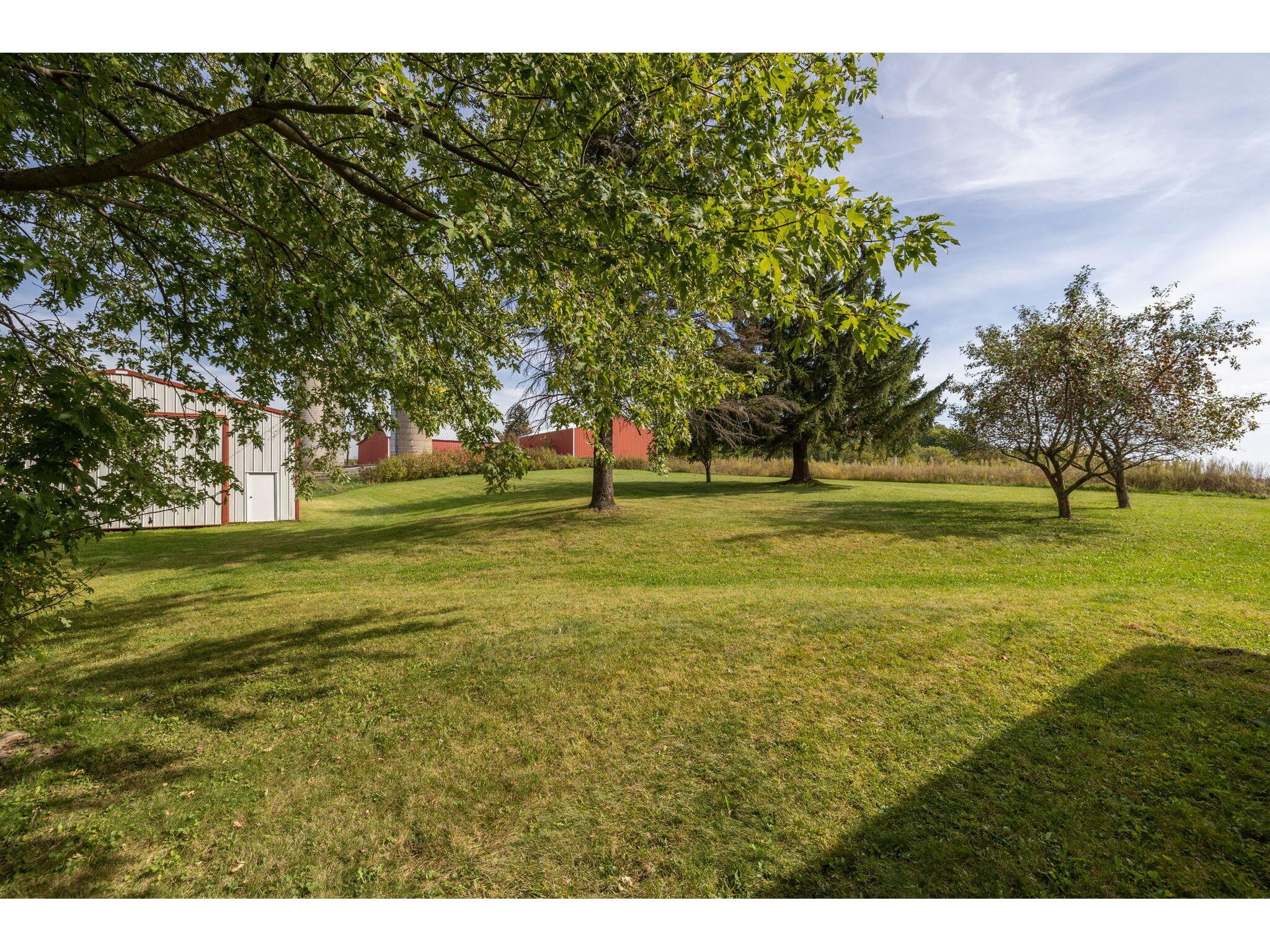 W4844 State Road 33 Shelby WI 54601 1937499 image19