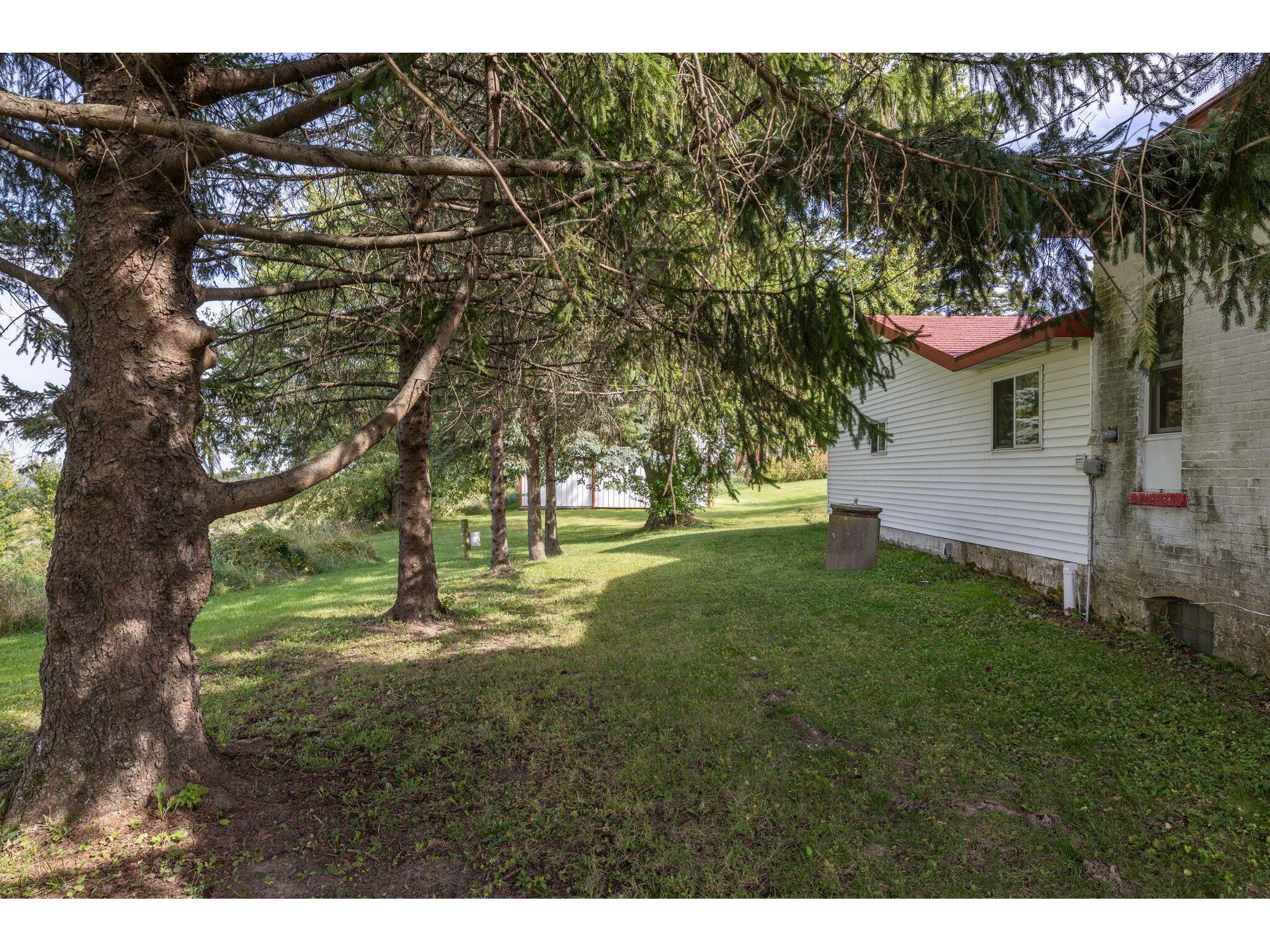 W4844 State Road 33 Shelby WI 54601 1937499 image20