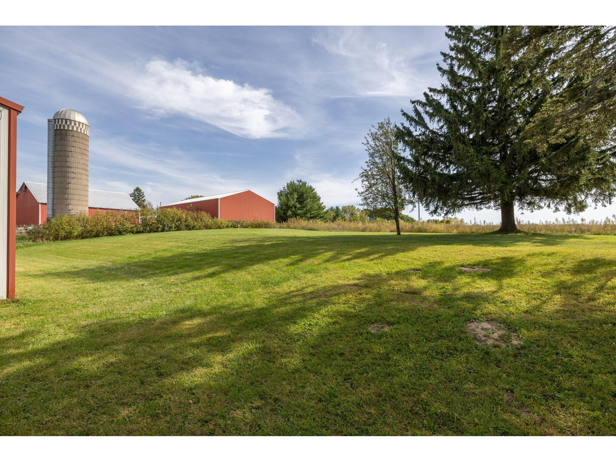 W4844 State Road 33 Shelby WI 54601 1937499 image22