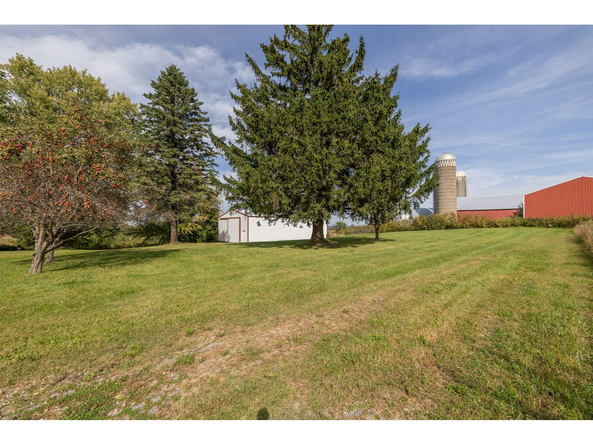 W4844 State Road 33 Shelby WI 54601 1937499 image24