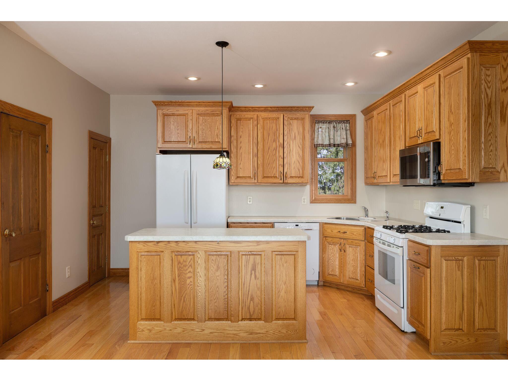 W4844 State Road 33 Shelby WI 54601 1937499 image4