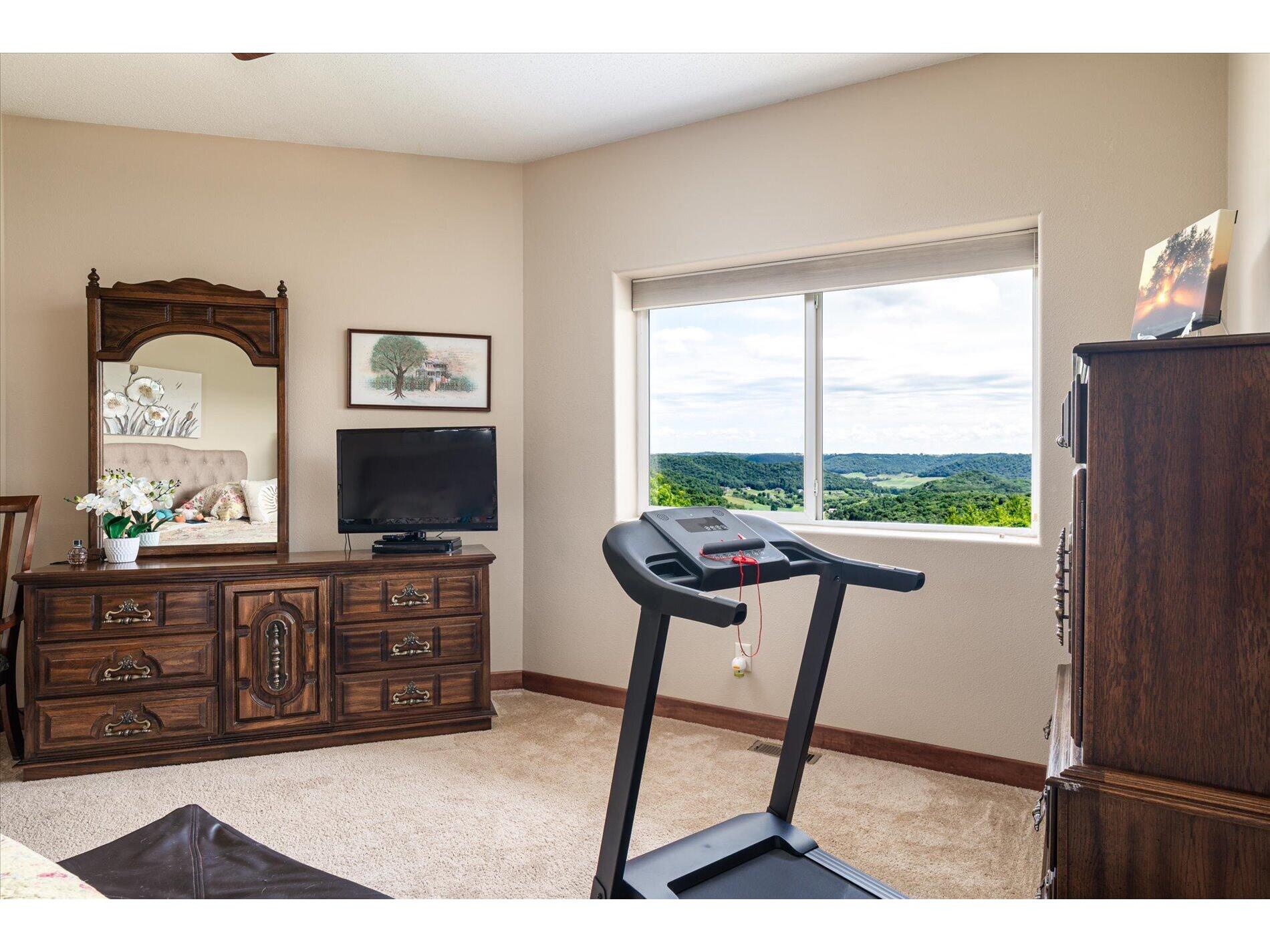 W4935 Battlestone Station Shelby WI 54601 1971229 image12