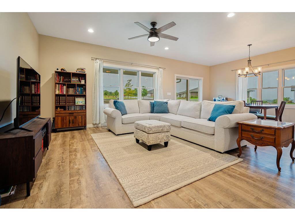 W4936 Battlestone Station Shelby WI 54601 1933297 image10