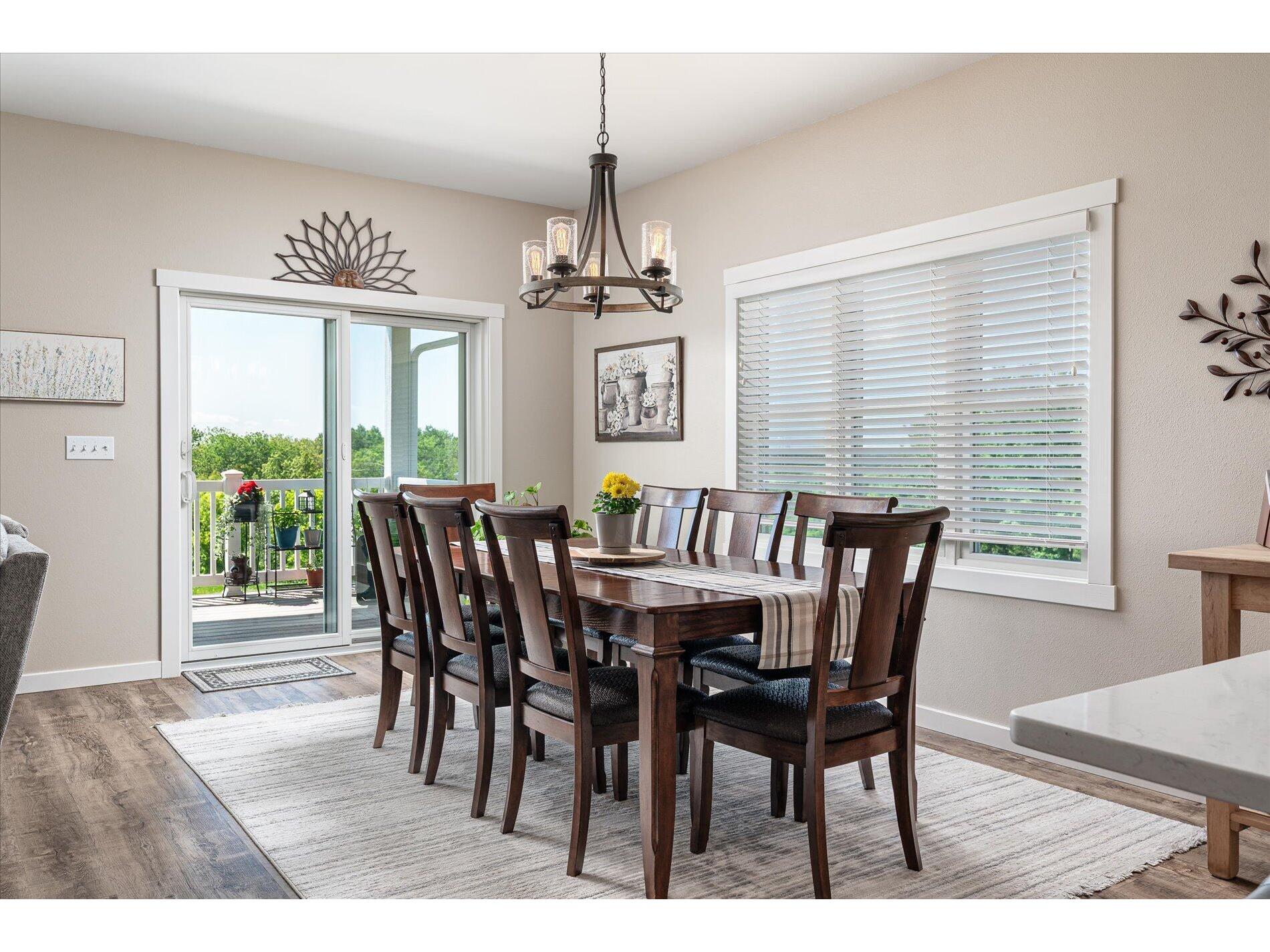 W4944 Battlestone Station #22 Shelby WI 54601 1965613 image10