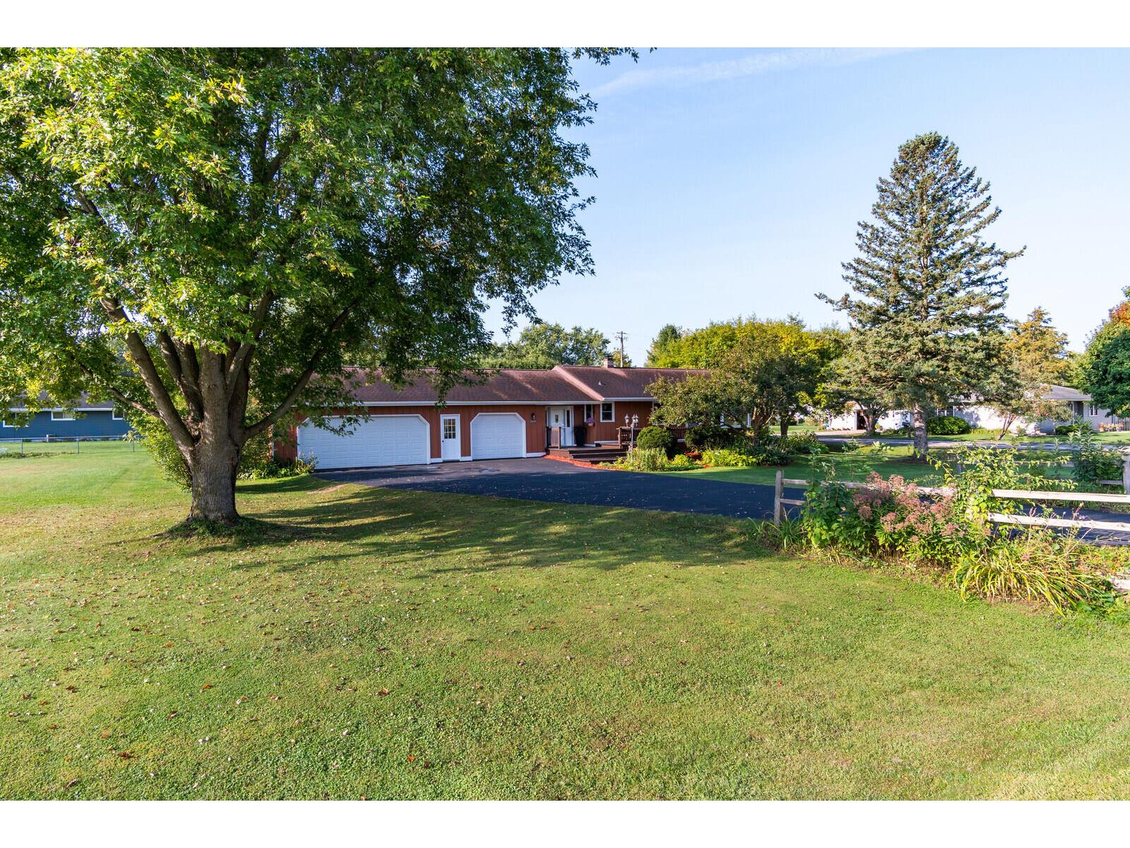 W4945 Harvest Shelby WI 54601 1935789 image35