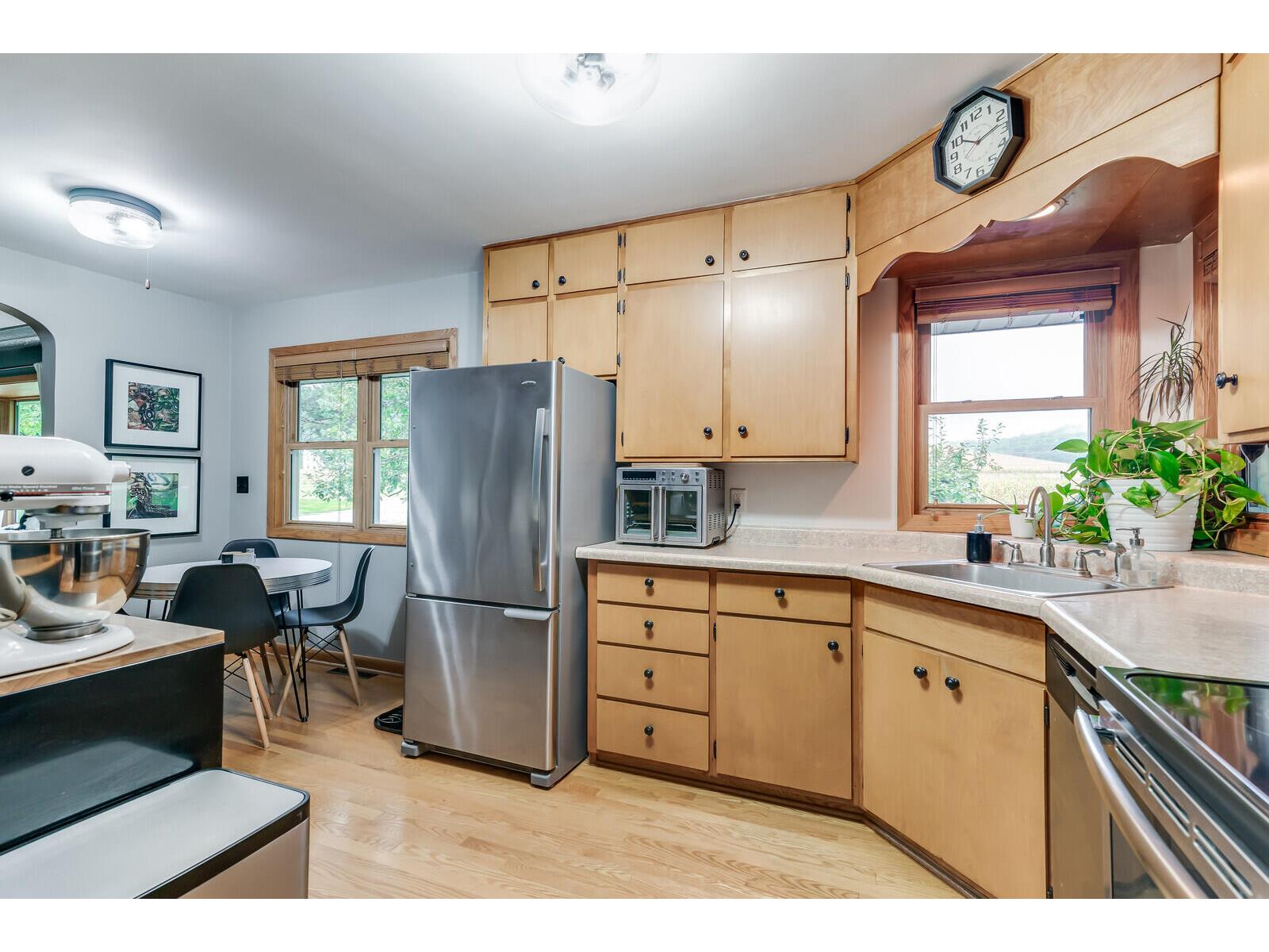 W4945 Harvest Shelby WI 54601 1935789 image50